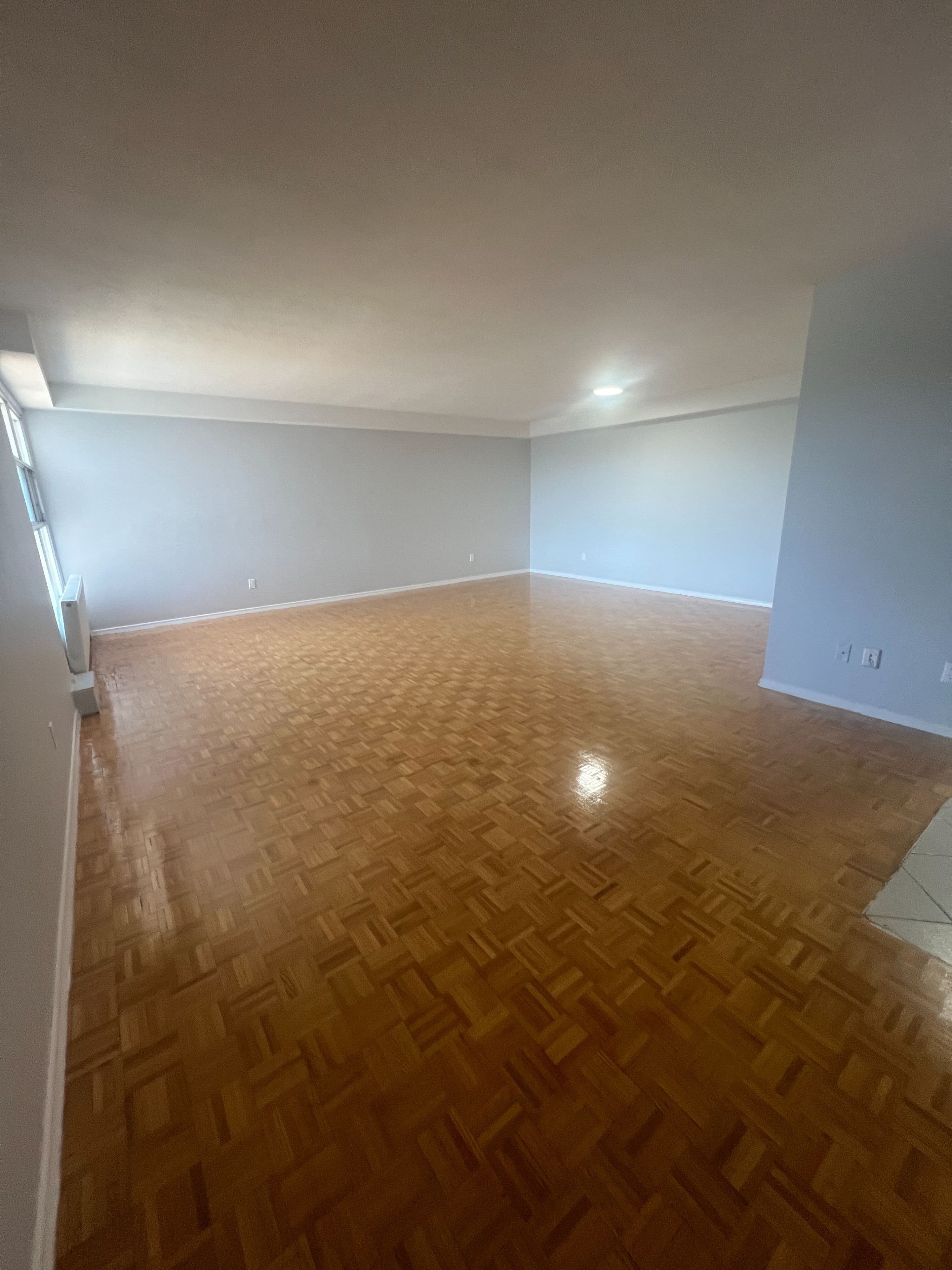 123 Bloor Street W 307, Oshawa, ON L1J 1P5