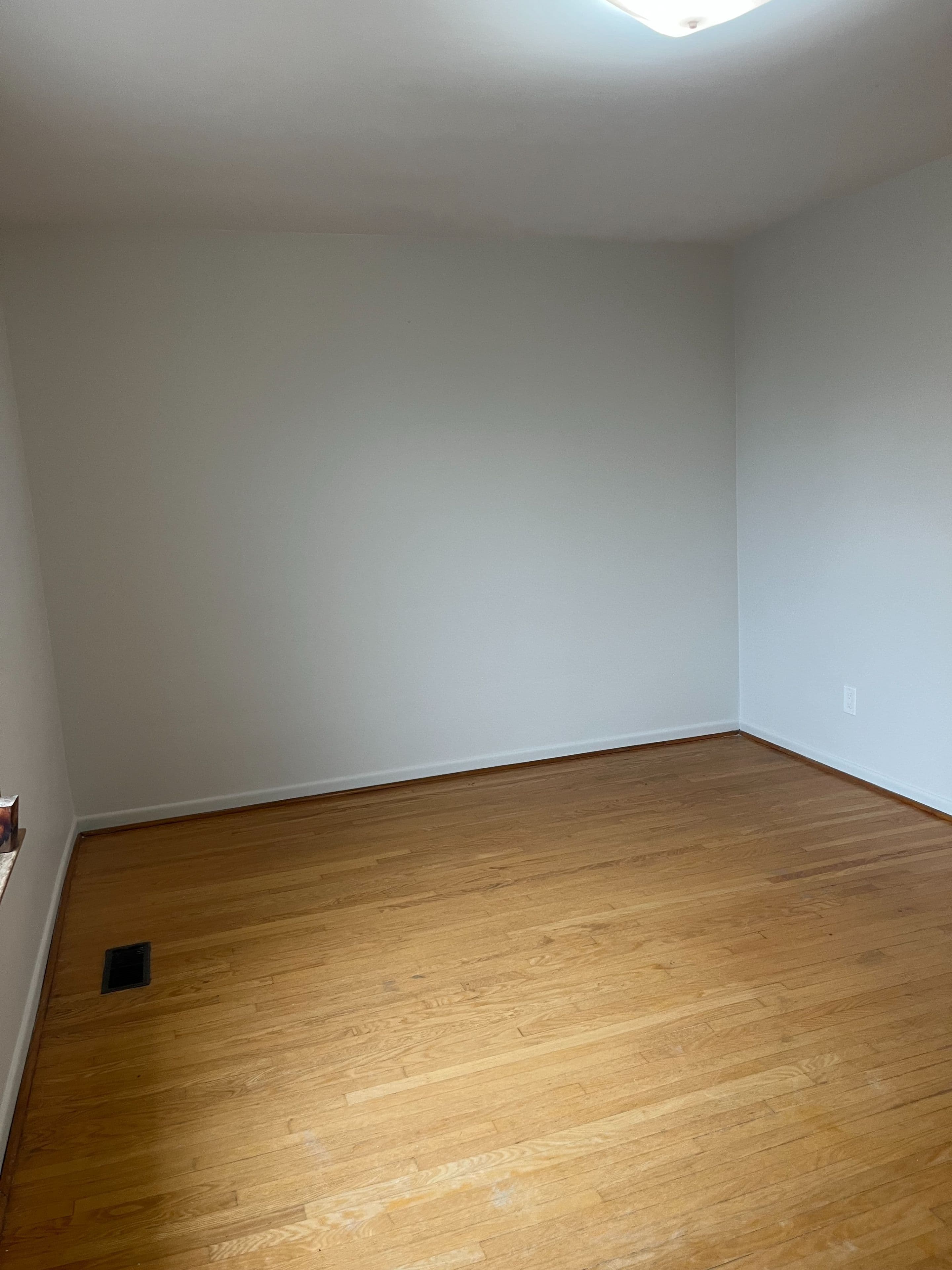 66 August Avenue Room A, Toronto E06, ON M1L 3N2