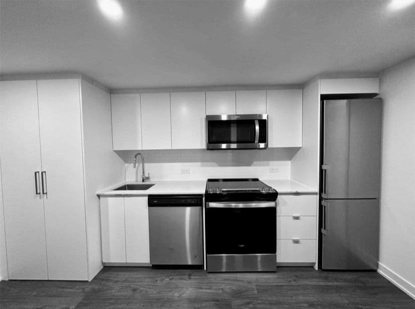 30 Tretti Way 501, Toronto C06, ON M3H 0E3