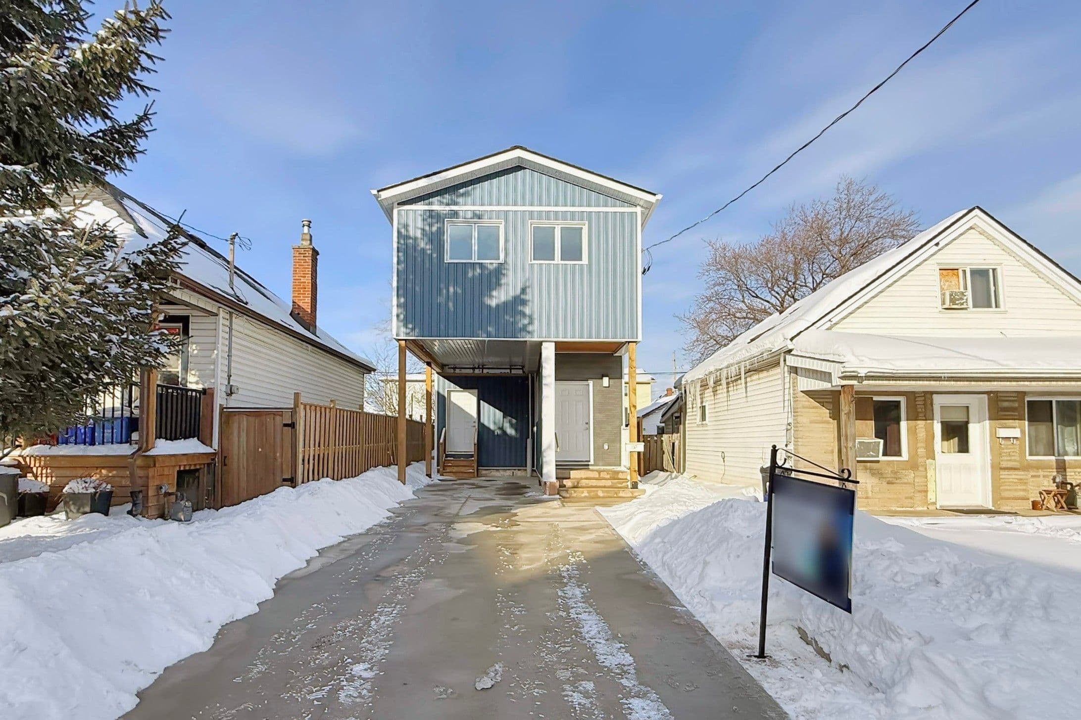 85 Albany Avenue, Hamilton, ON L8H 2H4