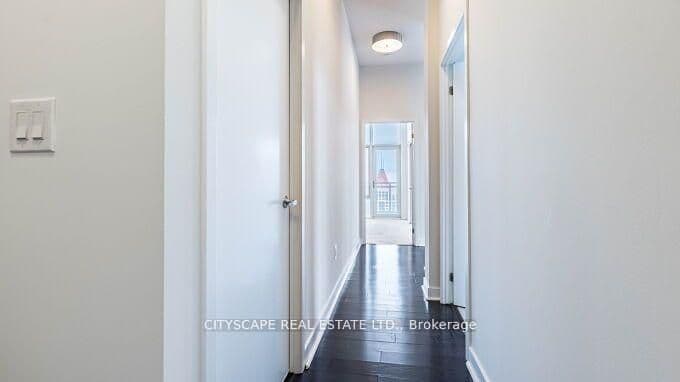 360 Square One Drive 3205, Mississauga, ON L5B 0G7