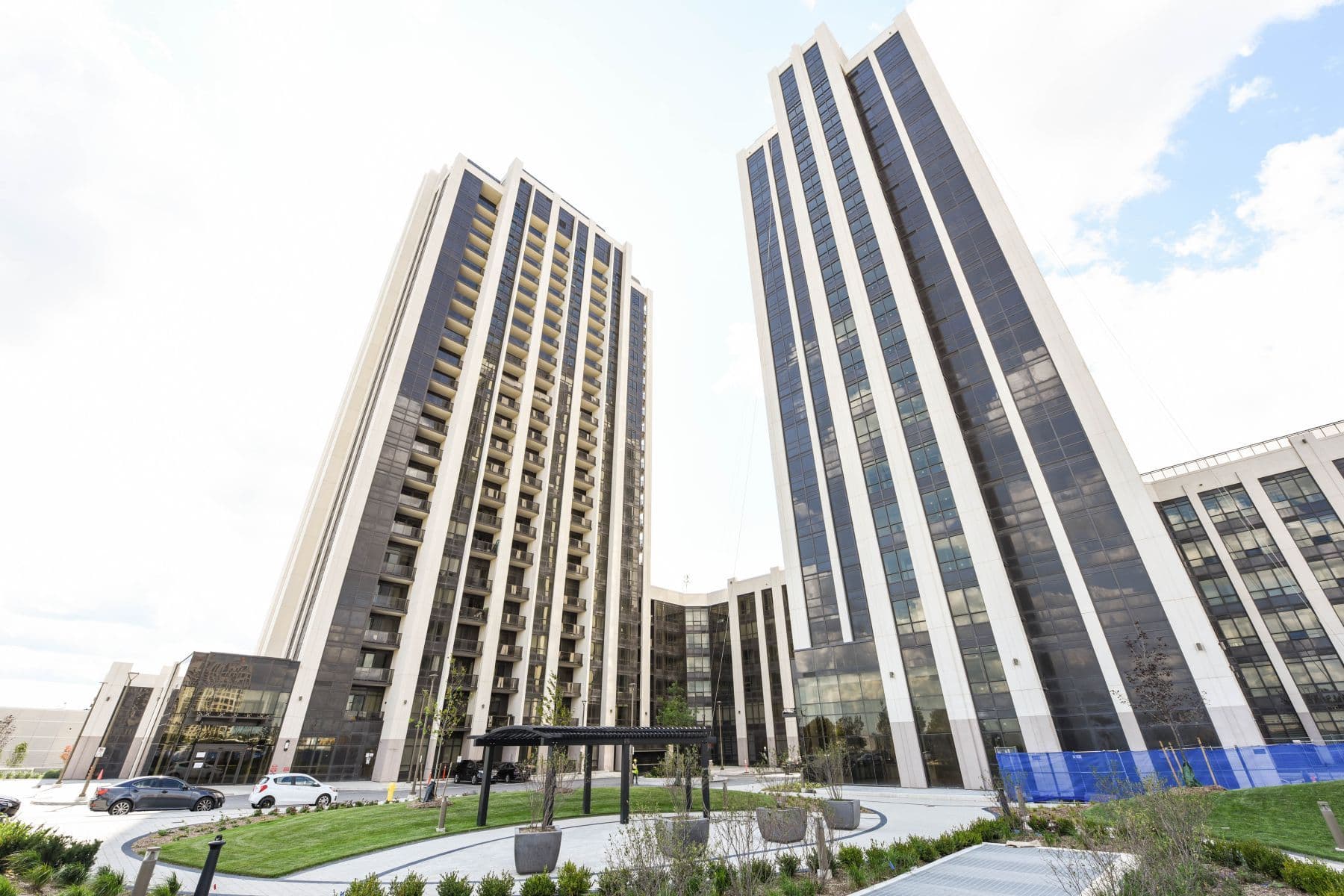 9075 Jane Street 508, Vaughan, ON L4K 0L7