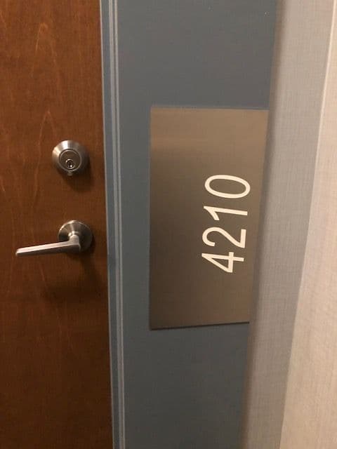 2212 Lake Shore Boulevard W 4210, Toronto W06, ON M8V 0C2