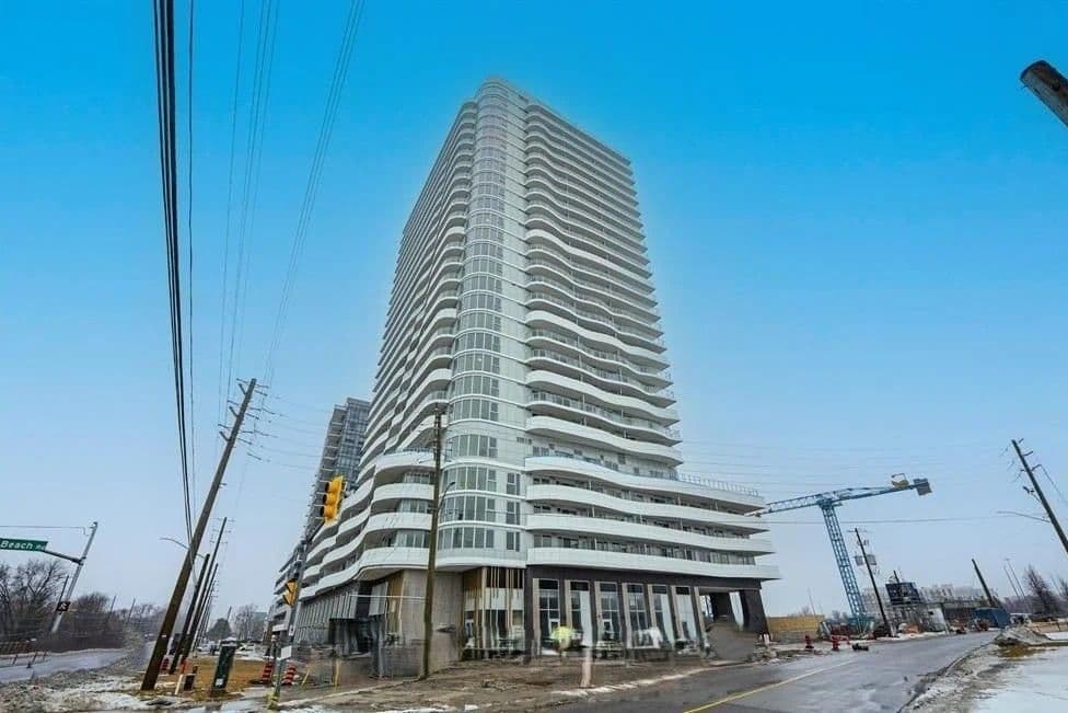 1010 Sandy Beach Road 307, Pickering, ON L1W 0C7