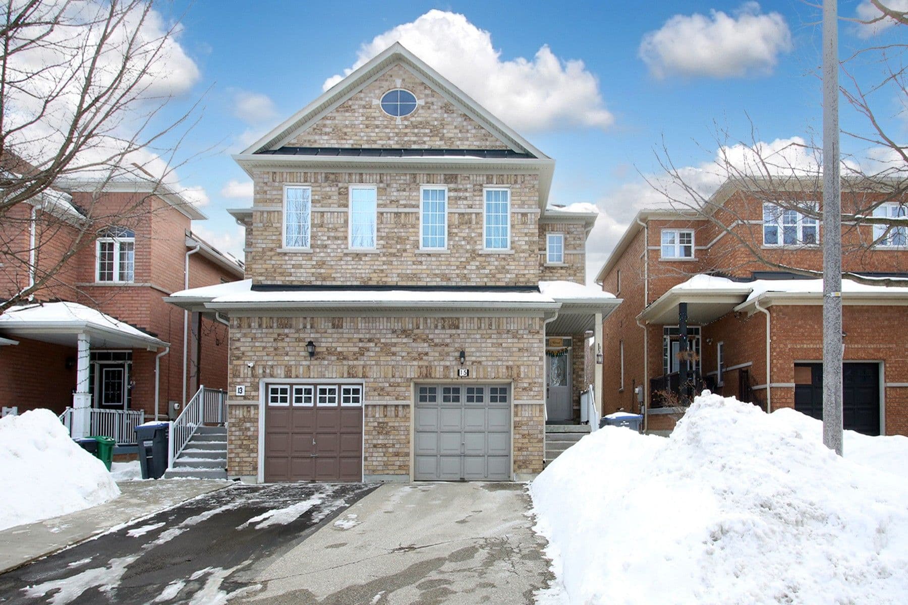 15 Martree Crescent, Brampton, ON L6V 4R3