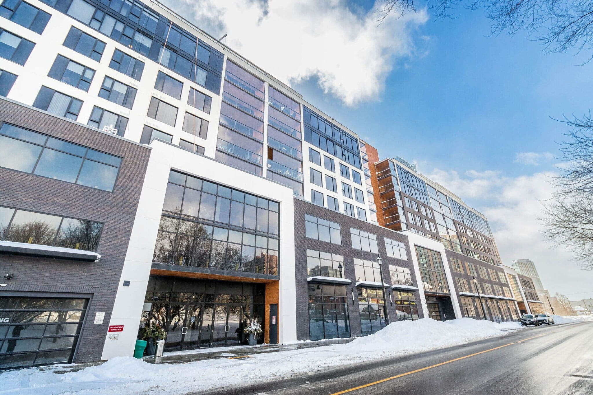 185 Dunlop Street E 716, Barrie, ON L4M 1B2