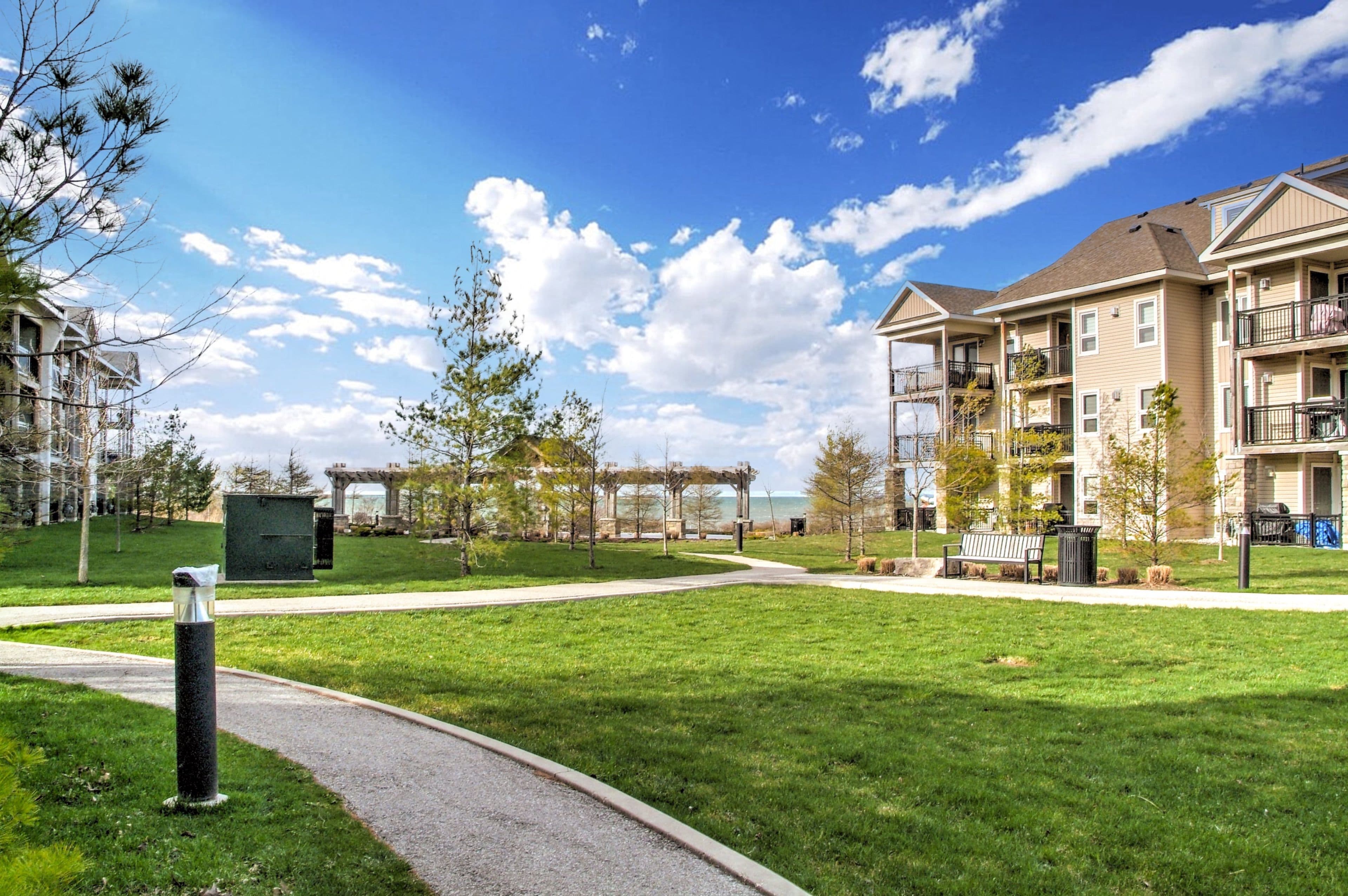 5 Anchorage Crescent 102, Collingwood, ON L9Y 0Y6