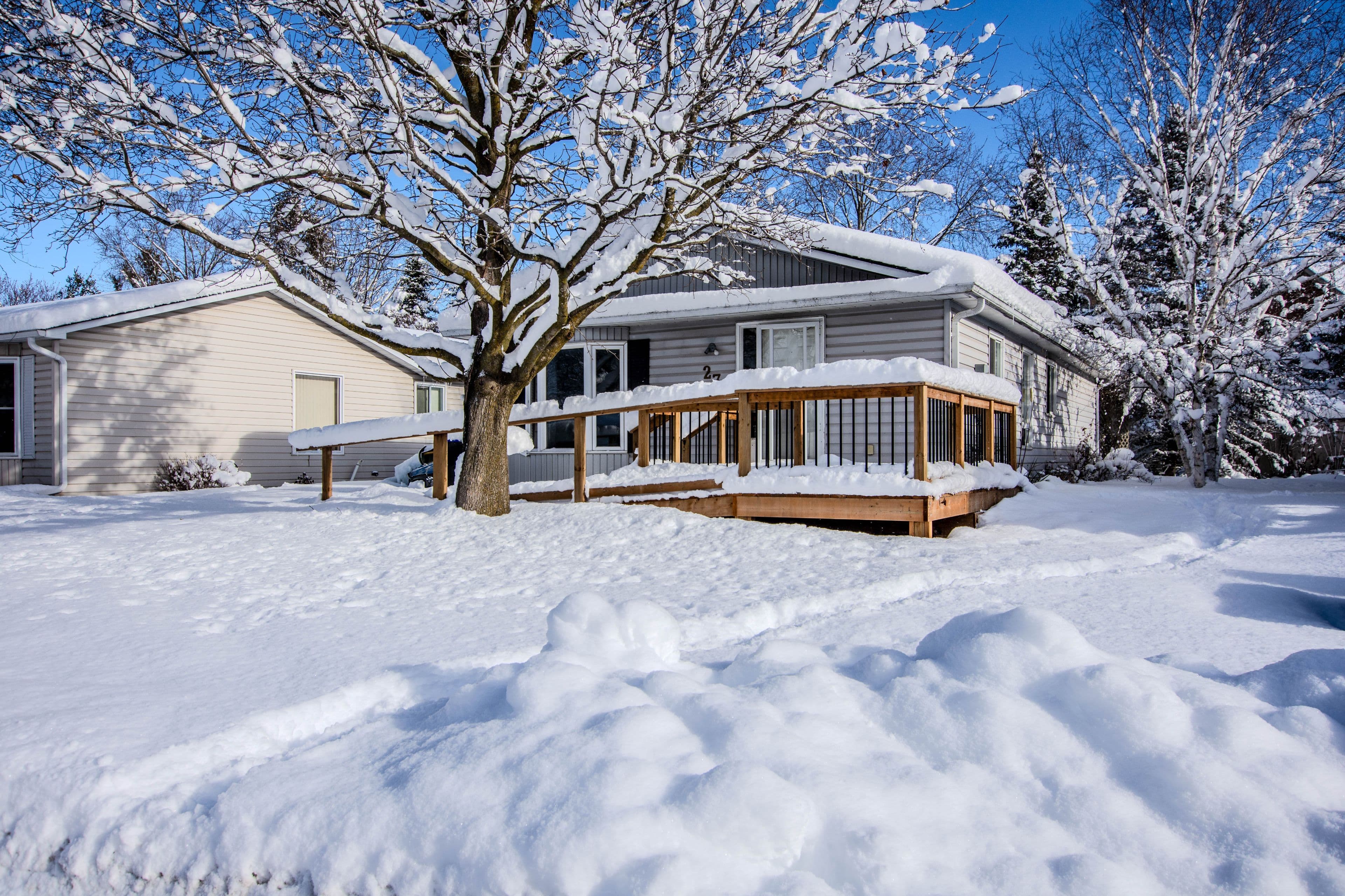 27 Royal Oak Drive, Innisfil, ON L0L 1L0