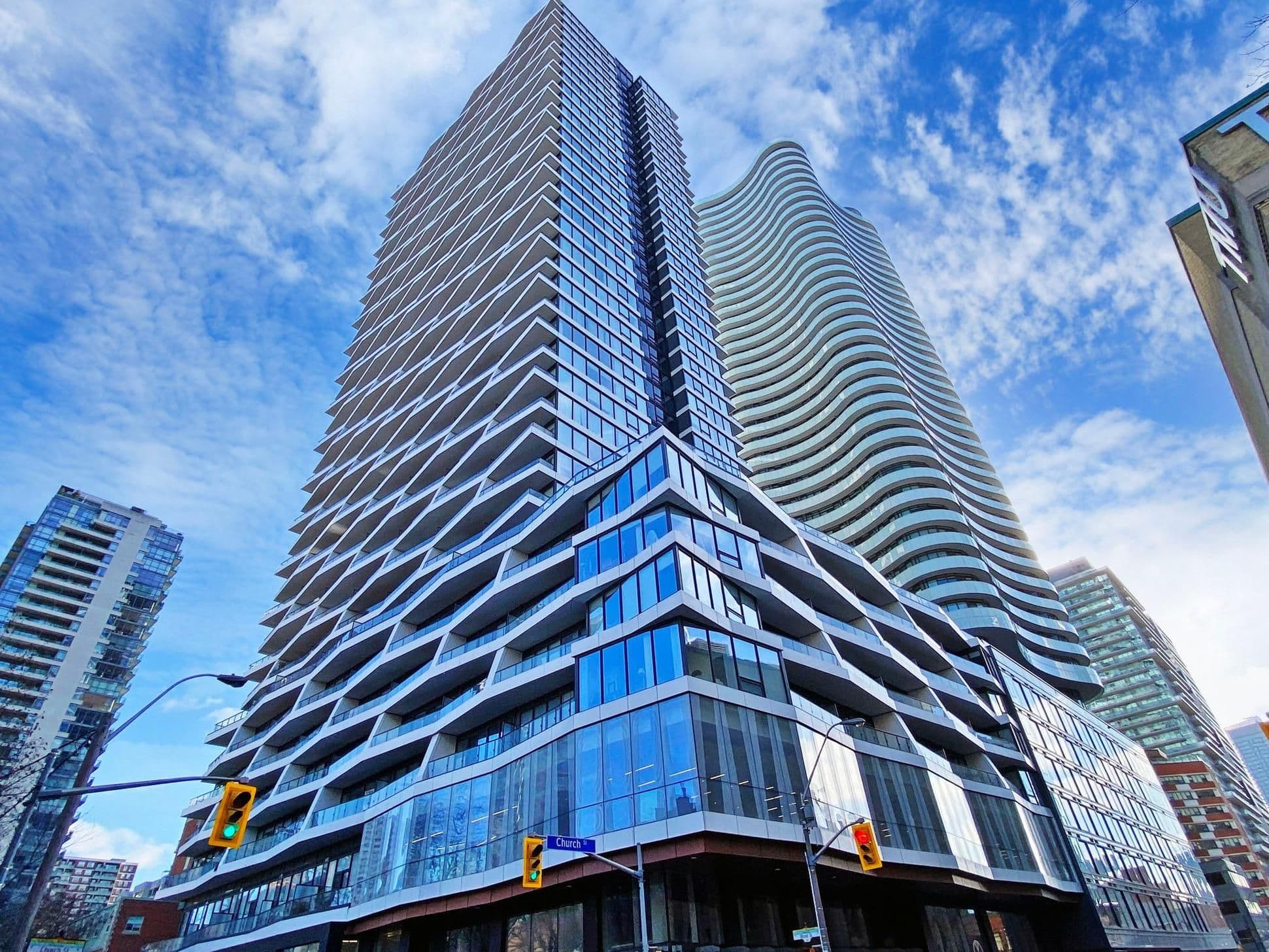 85 Wood Street 1815, Toronto C08, ON M4Y 0E8