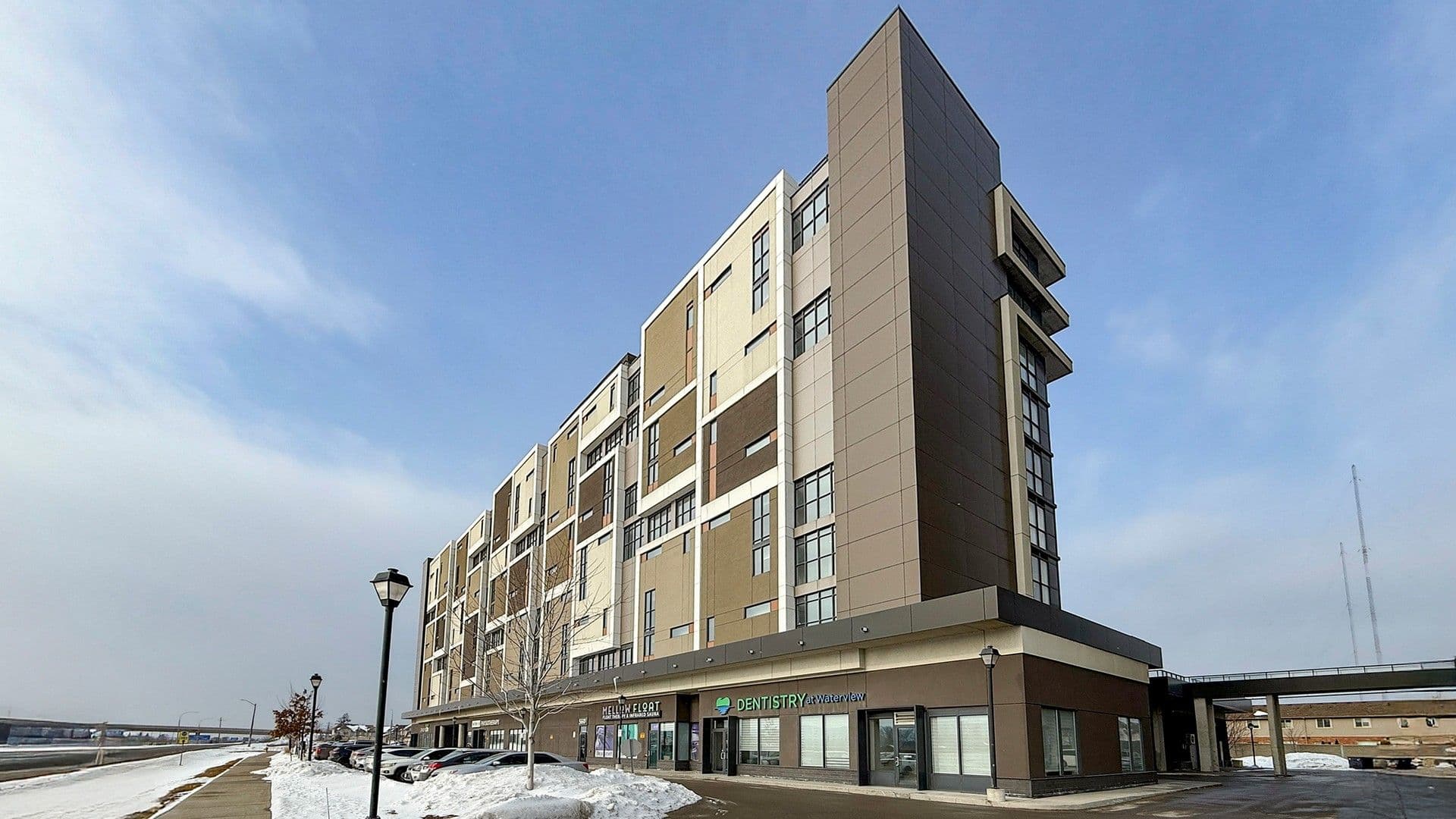 560 North service Road 607, Grimsby, ON L3M 0G1