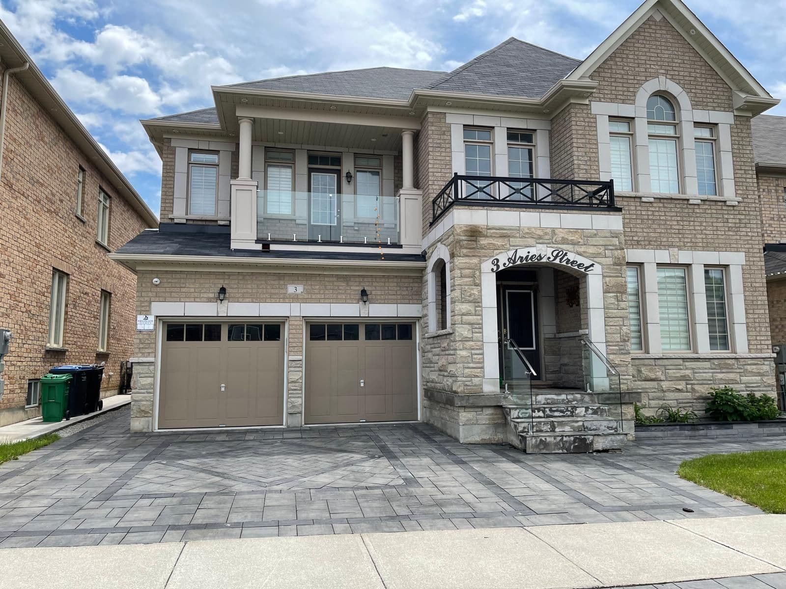 3 Aries Street, Brampton, ON L6Y 5Z2
