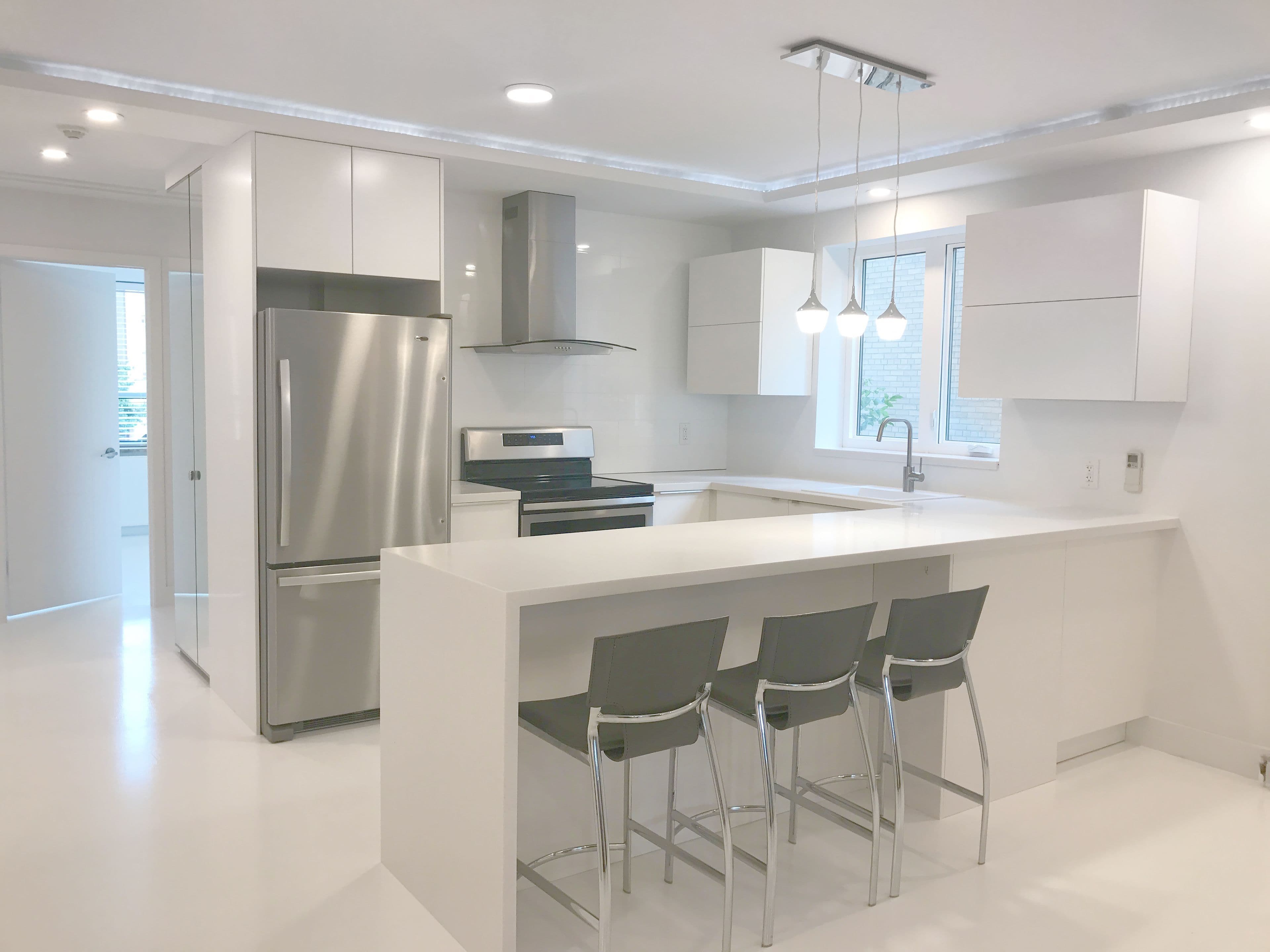 23 Cannon Road 6, Toronto W07, ON M8Y 1R8