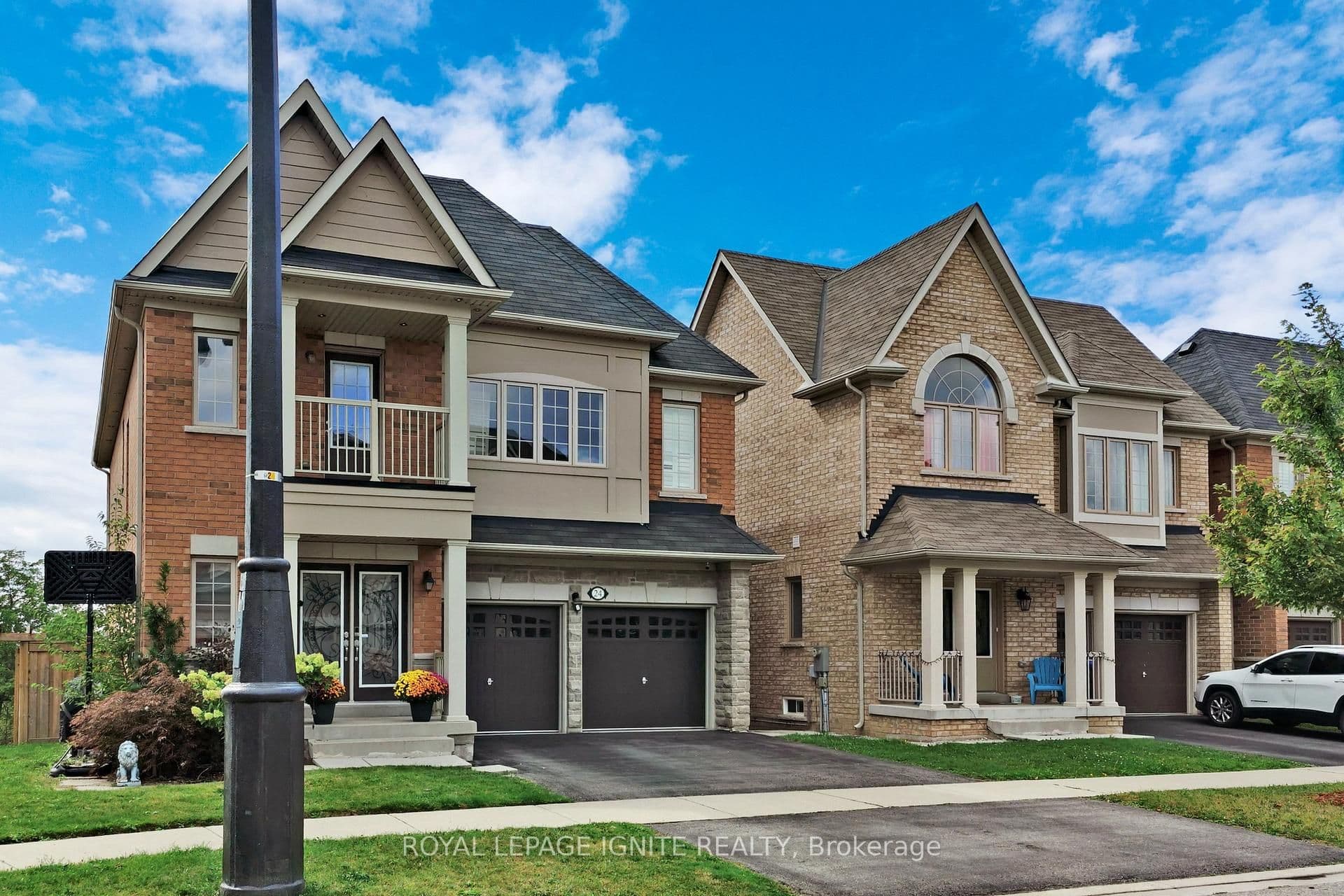 24 Arrowpoint Drive, Brampton, ON L6Y 0G8