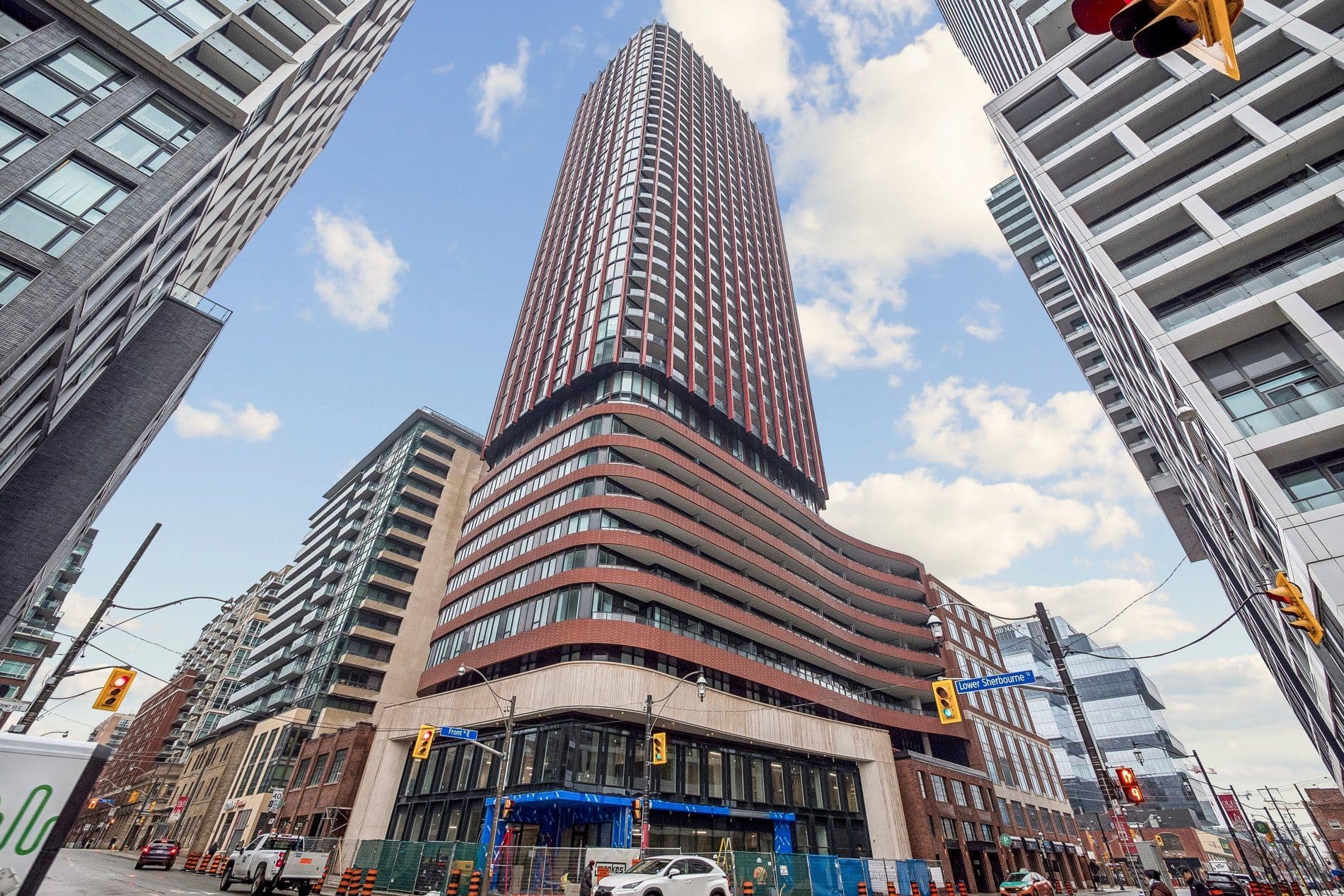 180 Front Street E 3705, Toronto C08, ON M5A 0A9