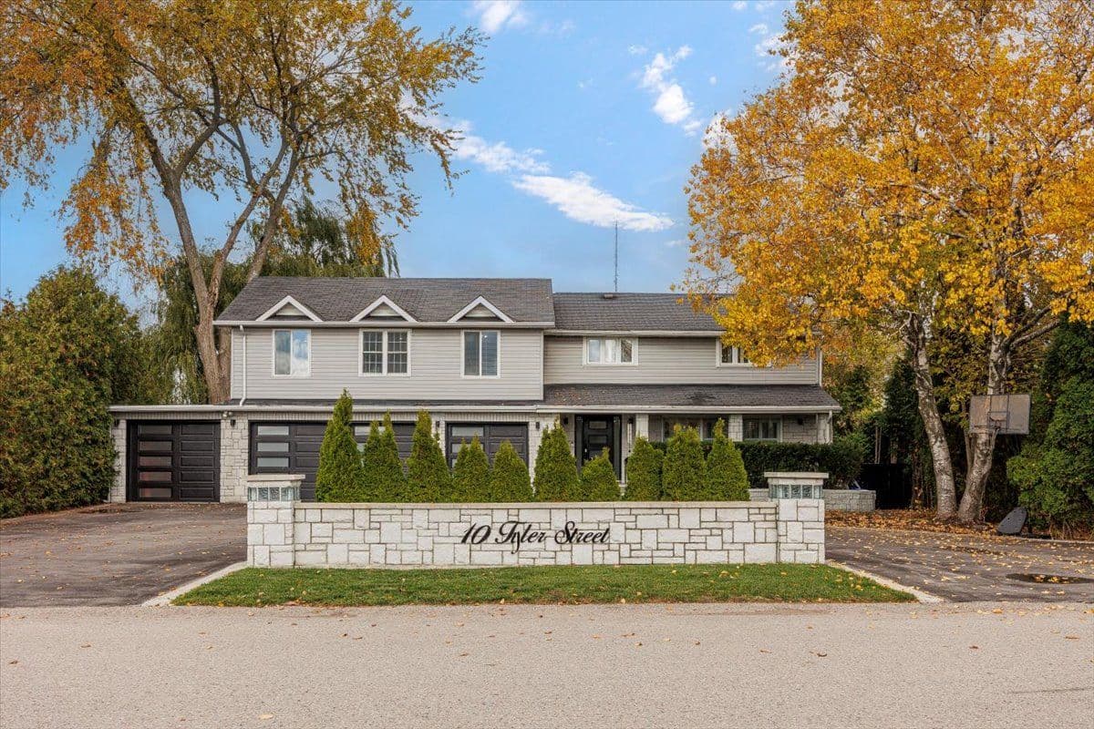 10 Tyler Street, Clarington, ON L0B 1J0
