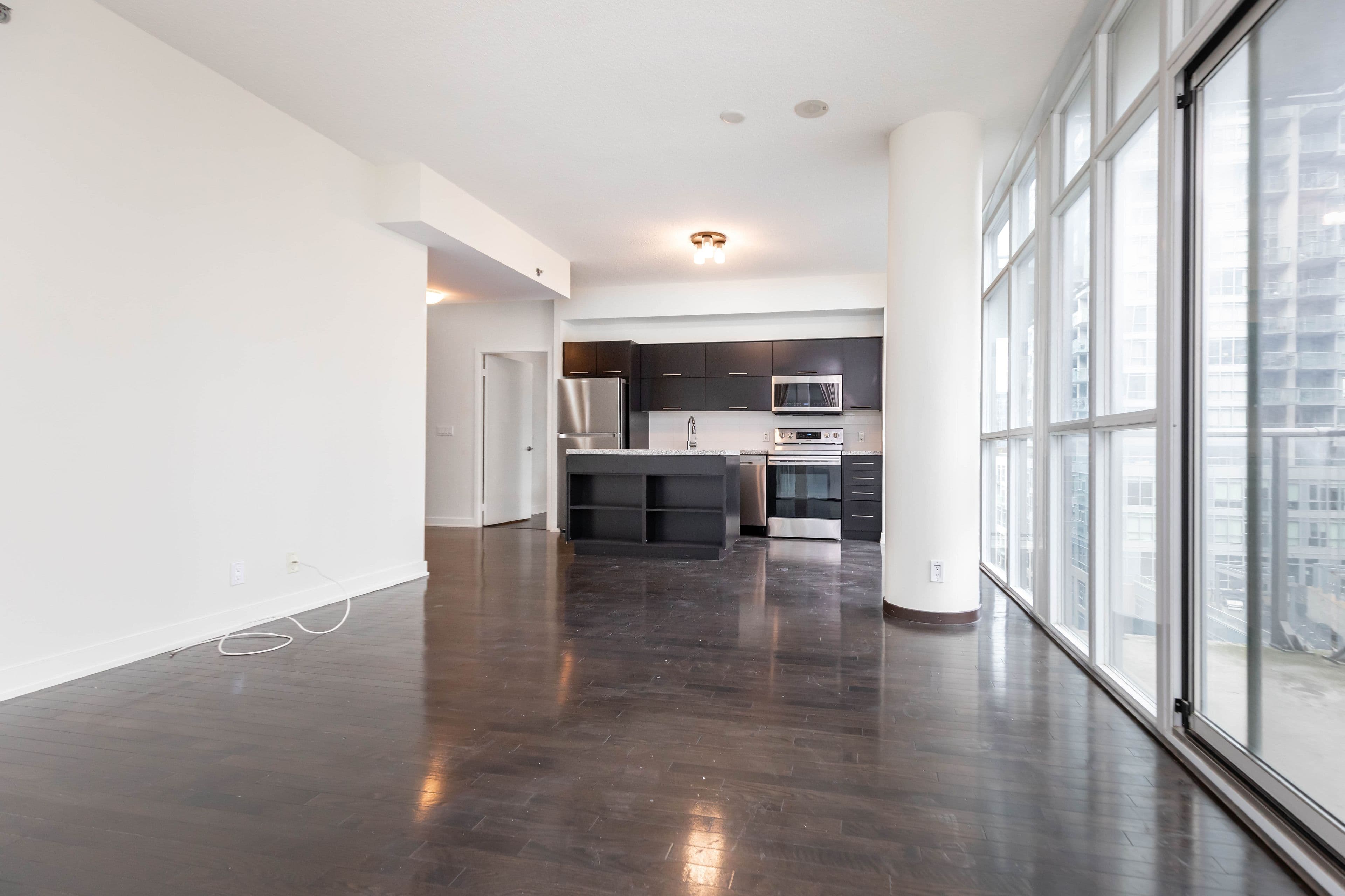 21 Nelson Street 1117, Toronto C01, ON M5V 1T8