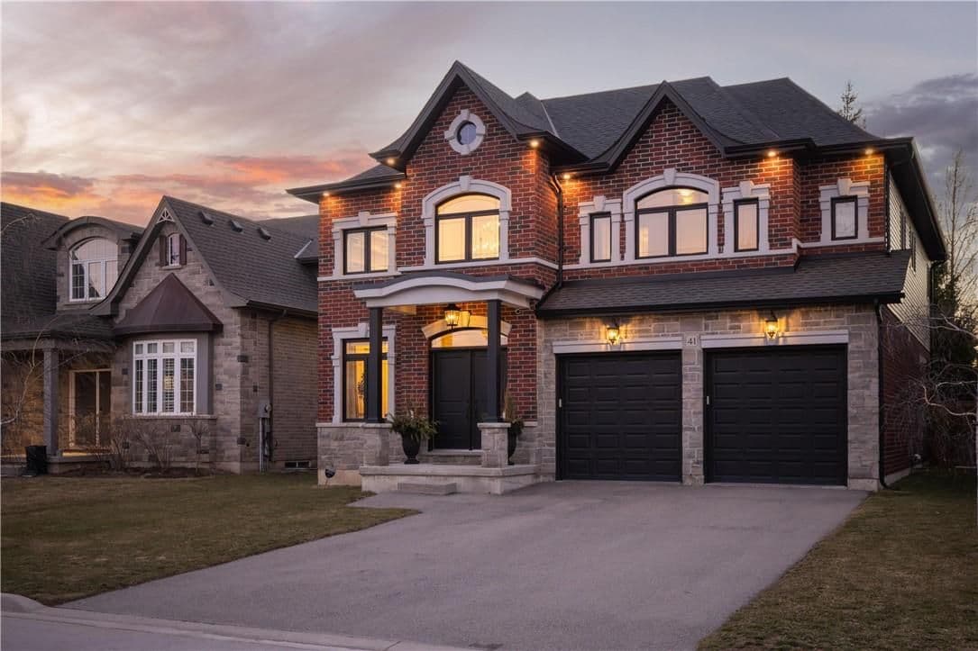 41 Creanona Boulevard, Hamilton, ON L8E 5G2