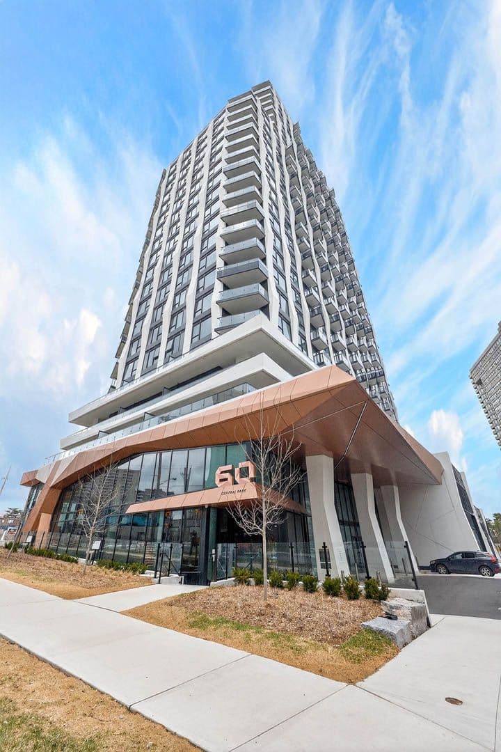 60 Central Park Roadway N/A 2404, Toronto W08, ON M9A 0E6