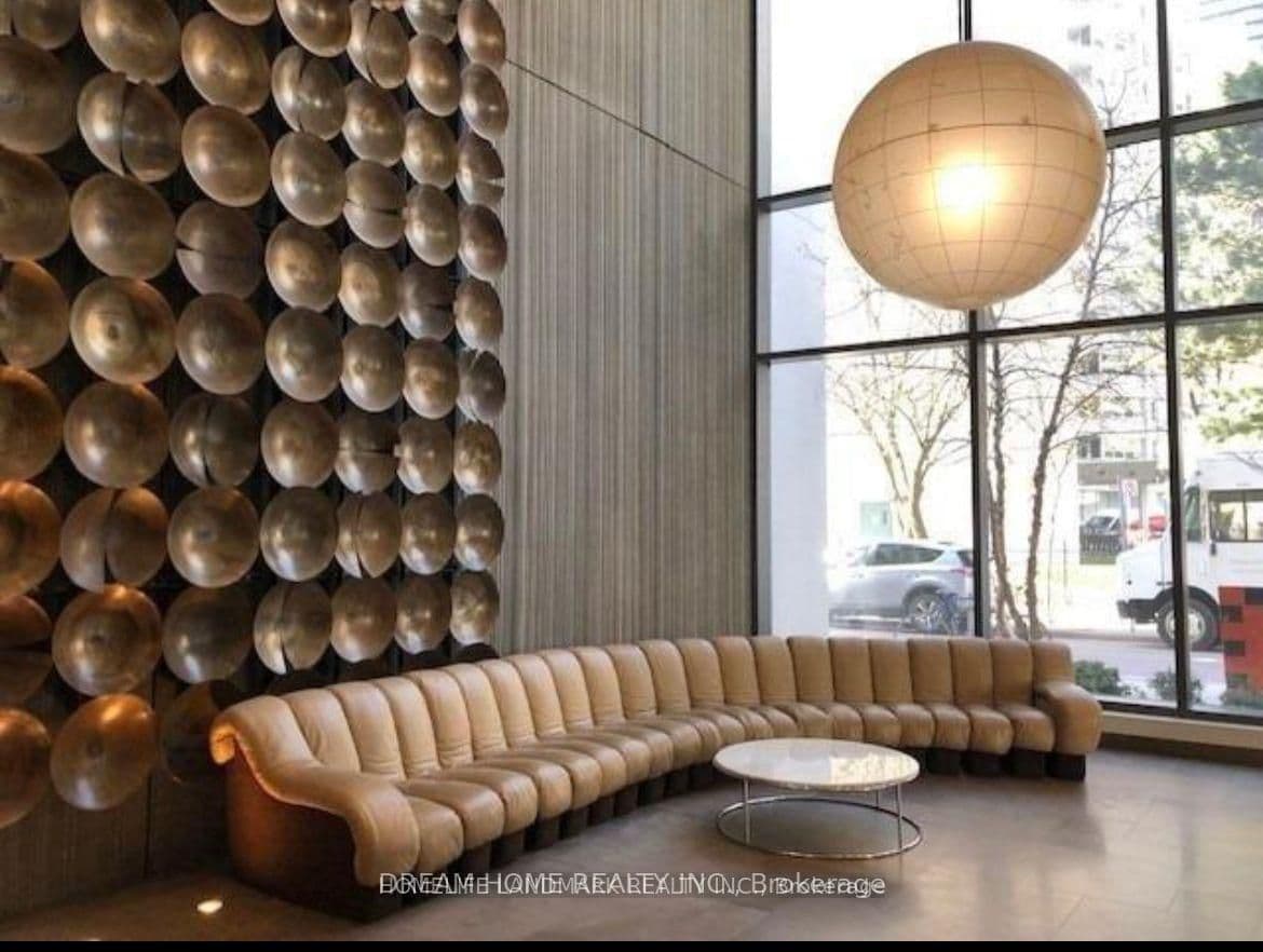 75 St Nicholas Street 3306, Toronto C01, ON M4Y 0A5