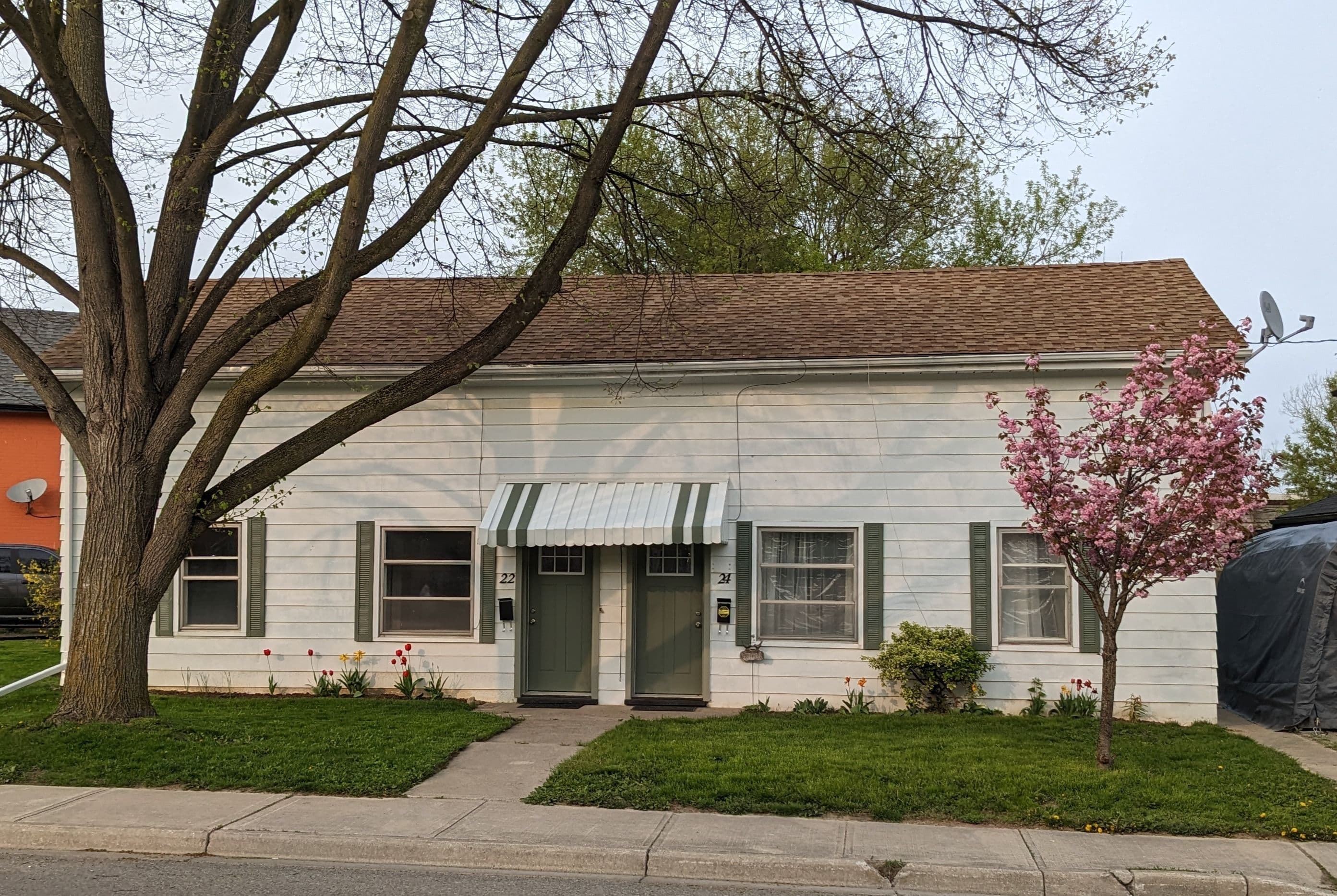 22 Ontario Street, Brantford, ON N3S 2B9