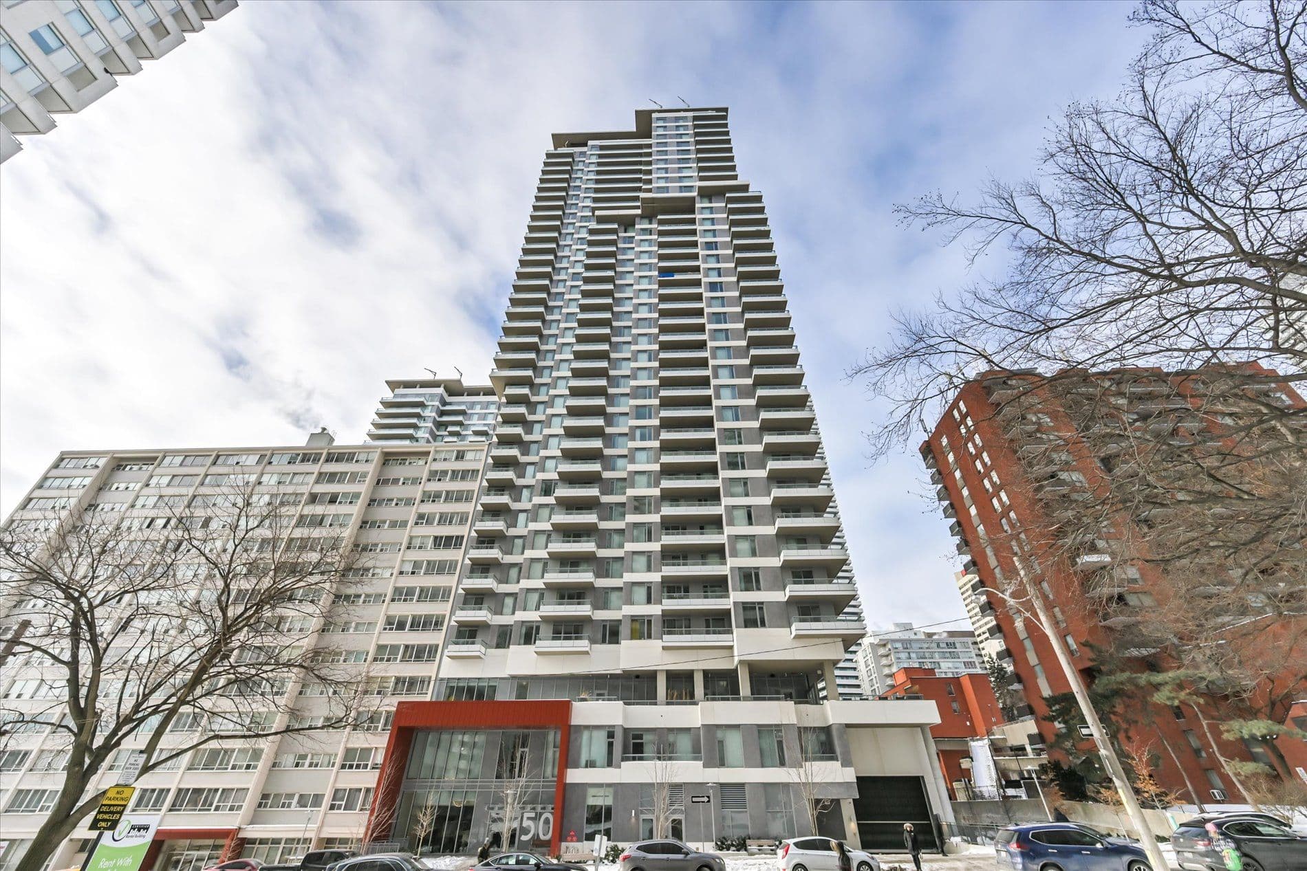 50 Dunfield Avenue 1220, Toronto C10, ON M4S 0E4