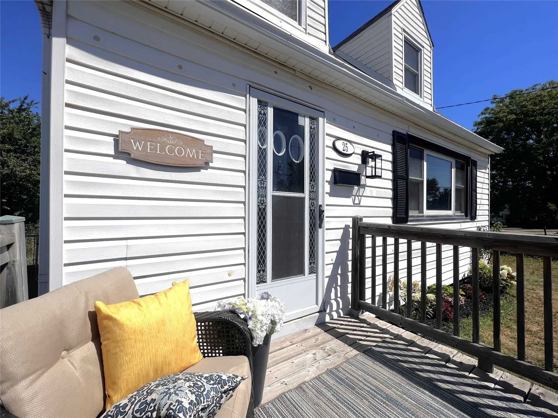 25 Hayes Avenue, Hamilton, ON L8H 1M3