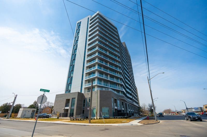 2782 Barton Street 201, Hamilton, ON L8E 2J8