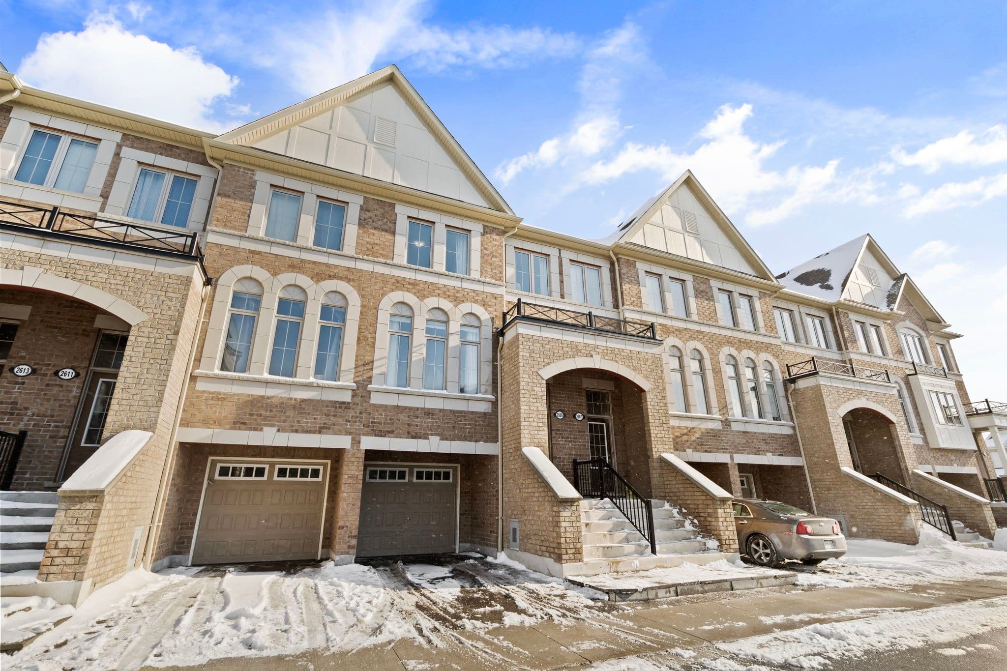 2609 Deputy Minister Path, Oshawa, ON L1L 0M7