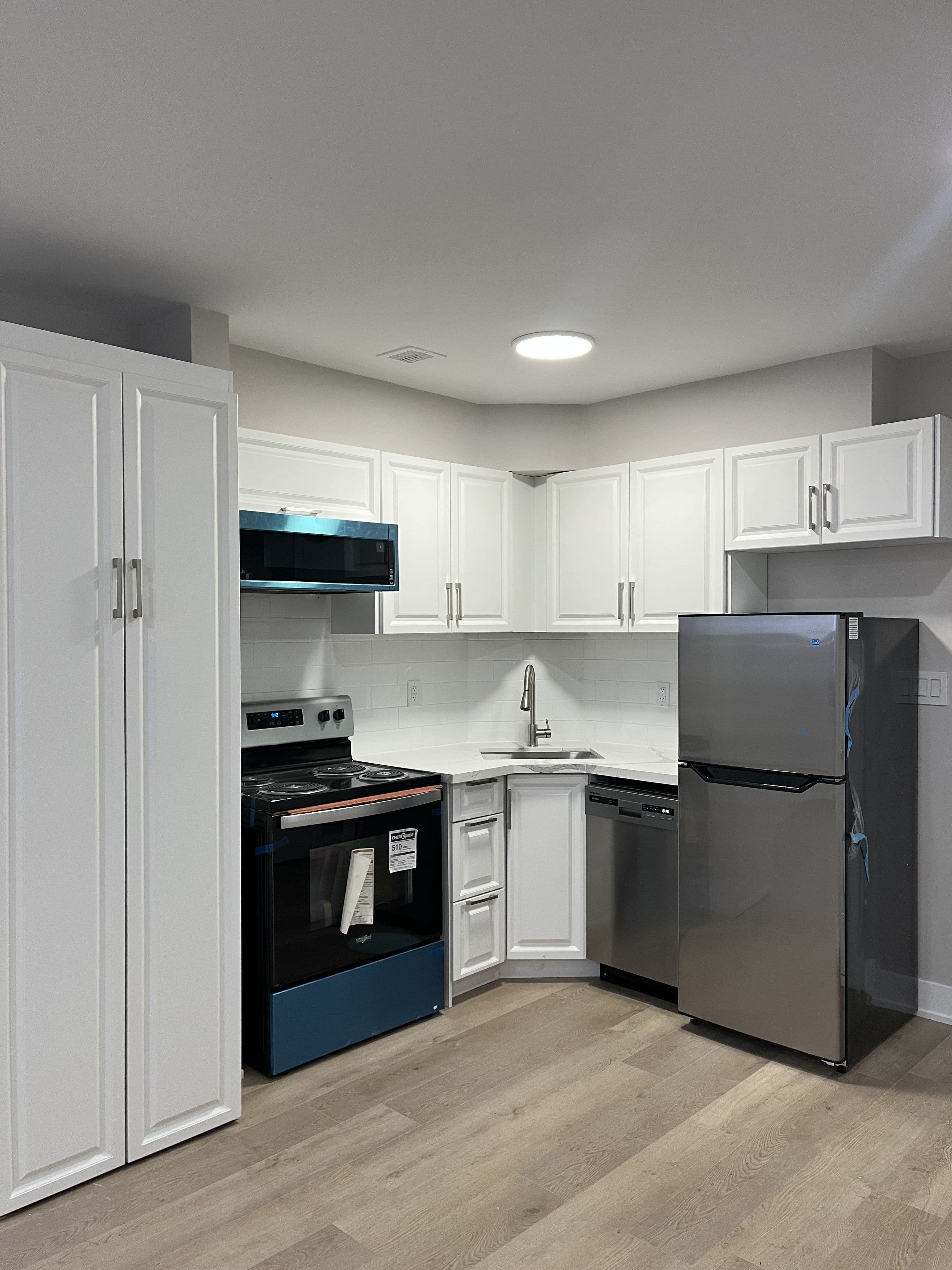 1689 Victoria Pk Avenue 209, Toronto E04, ON M1R 1R8