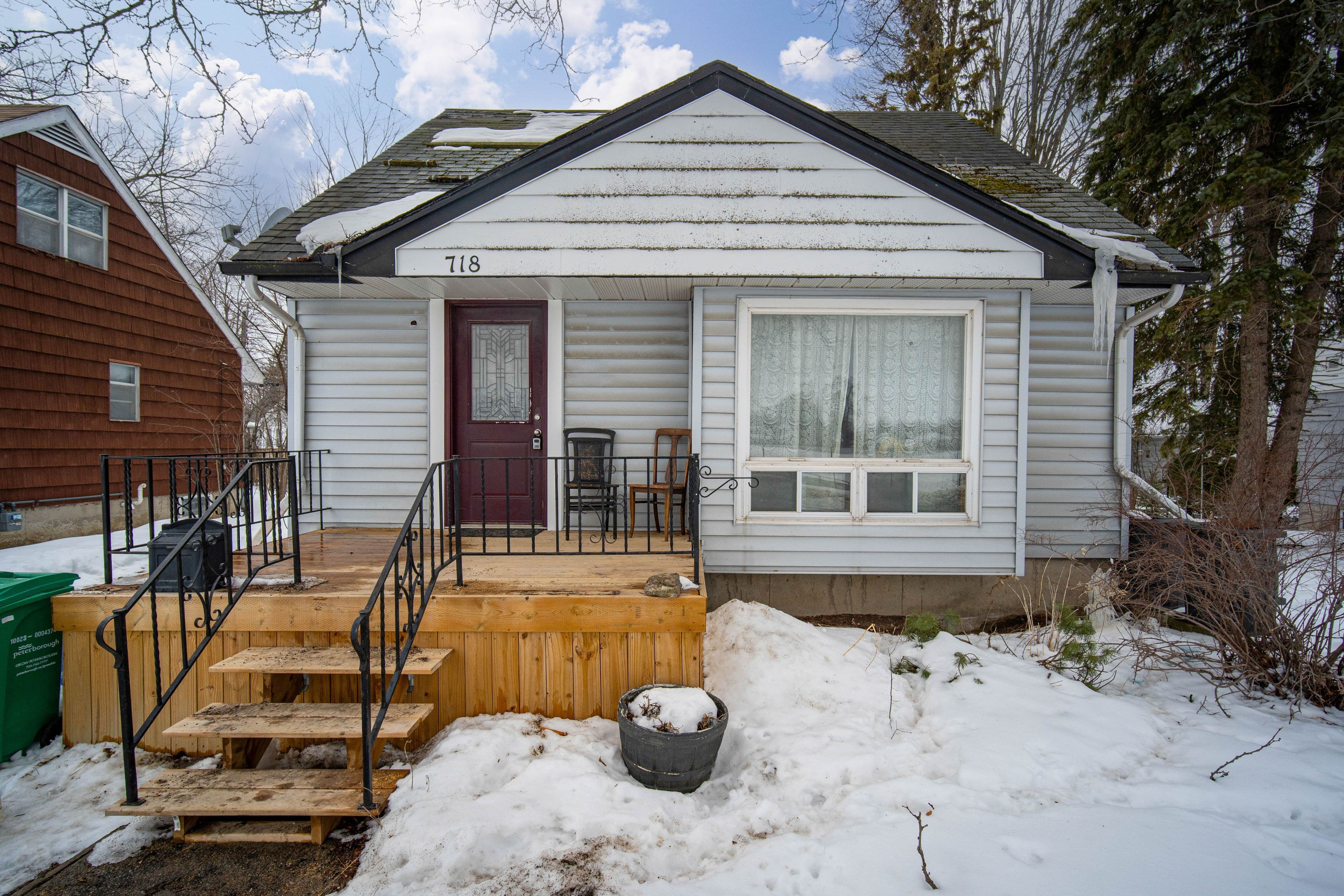 718 GILLESPIE Avenue, Peterborough, ON K9J 5N8