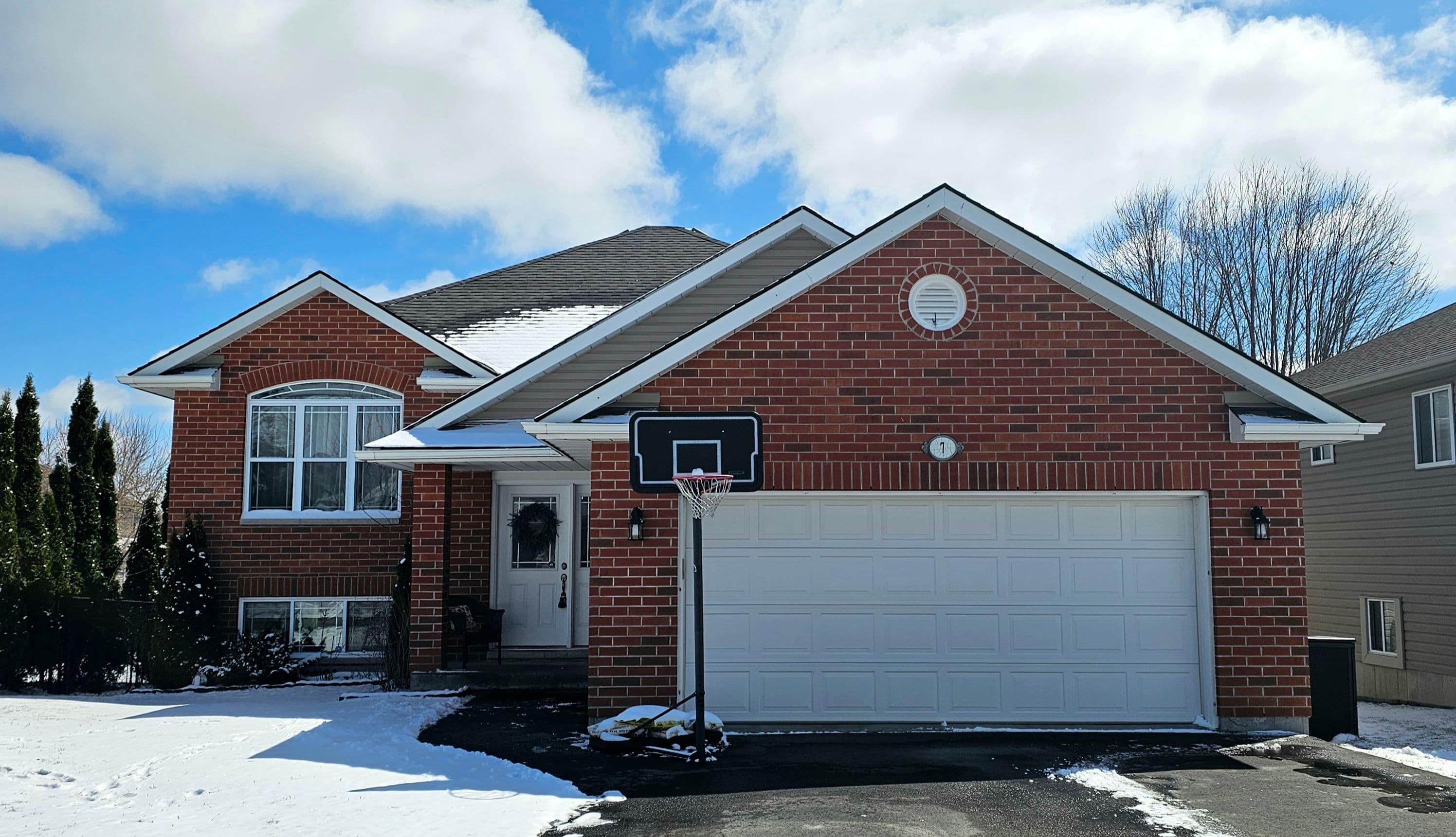 7 Rosewood Drive, Quinte West, ON K0K 2C0