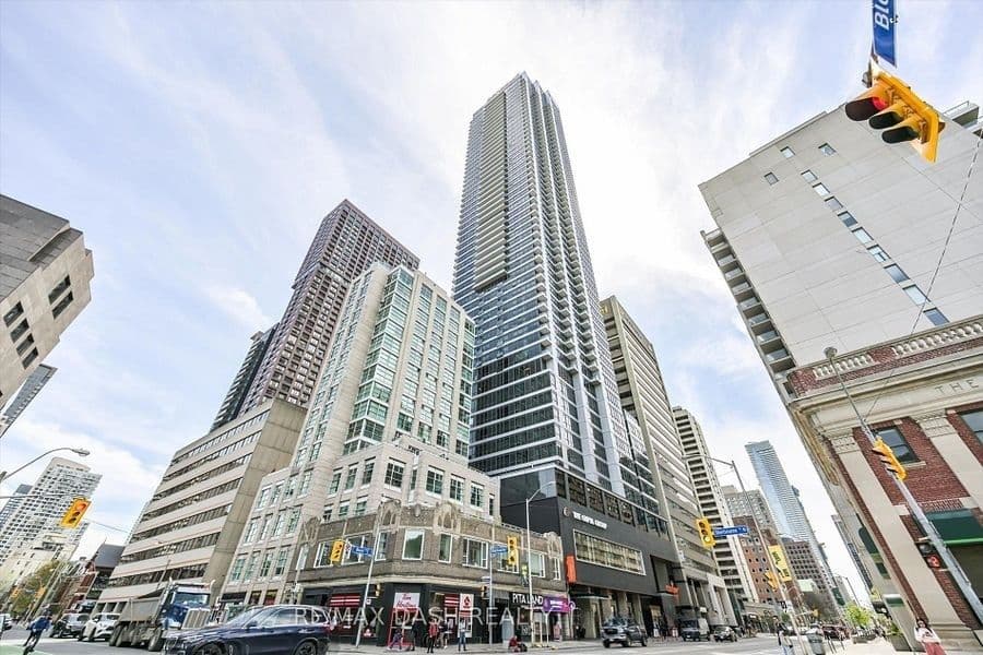 395 Bloor Street E 1805, Toronto C08, ON M4W 1H7