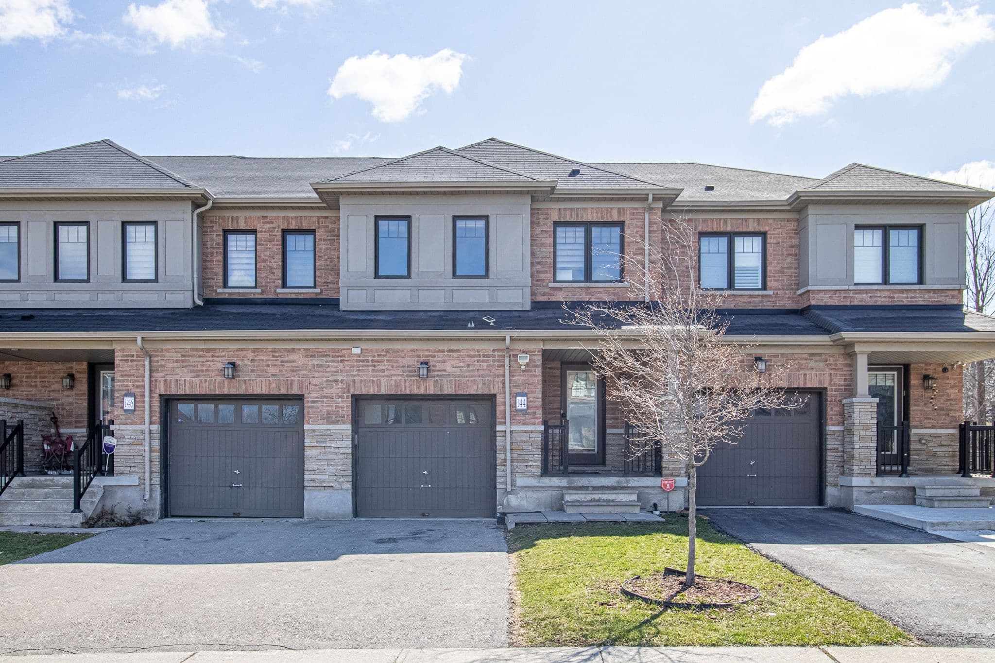 144 Crafter Crescent, Hamilton, ON L8J 0H8