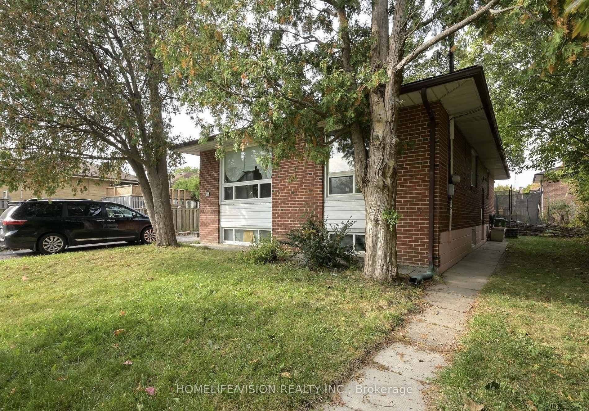 116 Shaftesbury Street Lower, Toronto C06, ON M3H 5L9