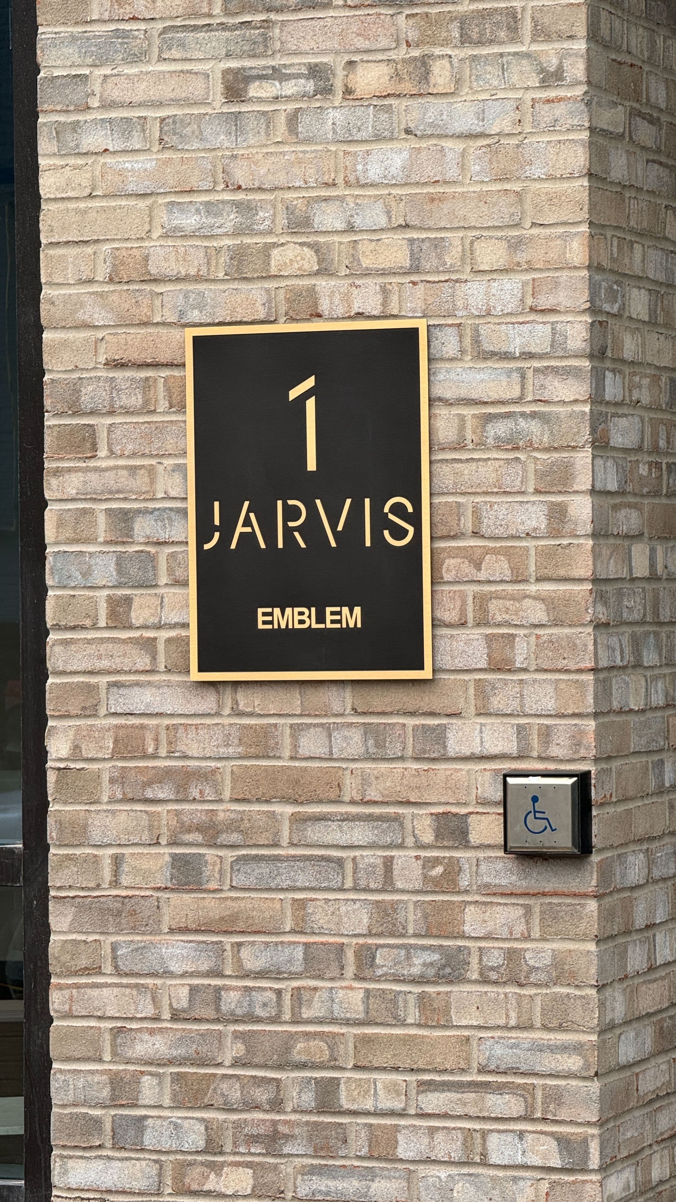 1 Jarvis Street 1208, Hamilton, ON L8R 3J2