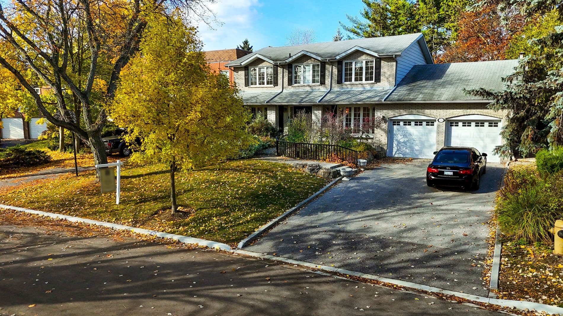 34 Forest Park Crescent, Markham, ON L3T 2M7