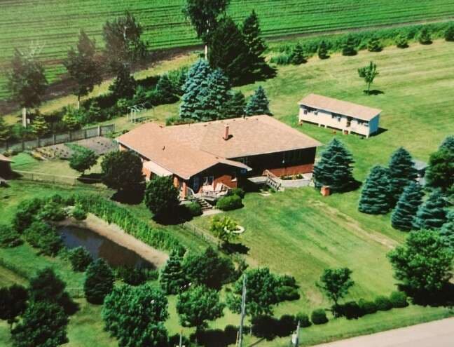 23067 Amiens Road, Strathroy-Caradoc, ON N0L 1W0