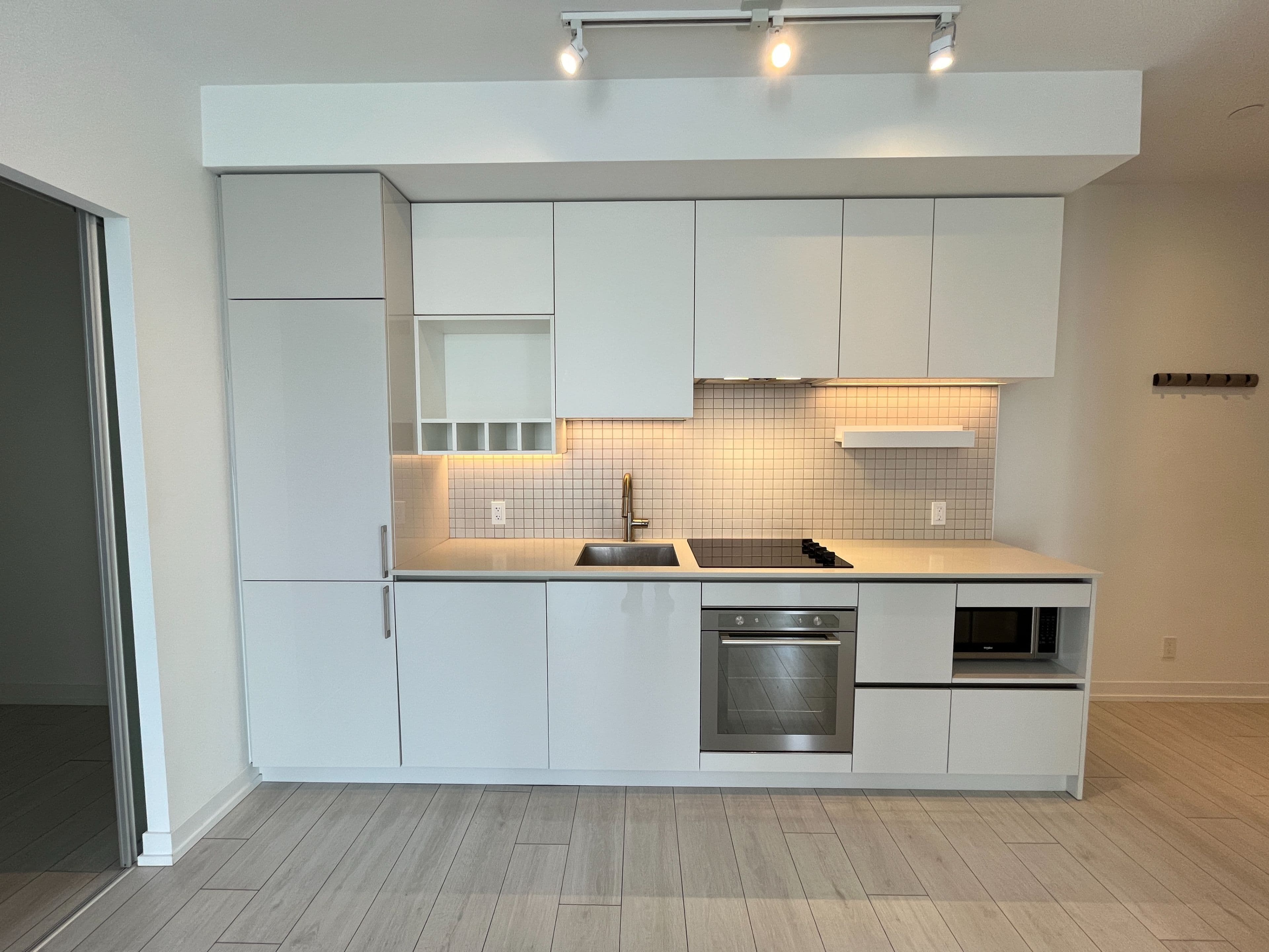 898 Portage Parkway 2312, Vaughan, ON L4K 0J6