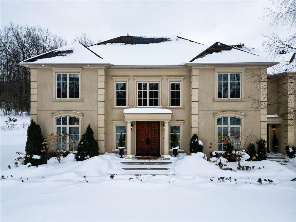 65 Kingswood Drive, King, ON L7B 1K8