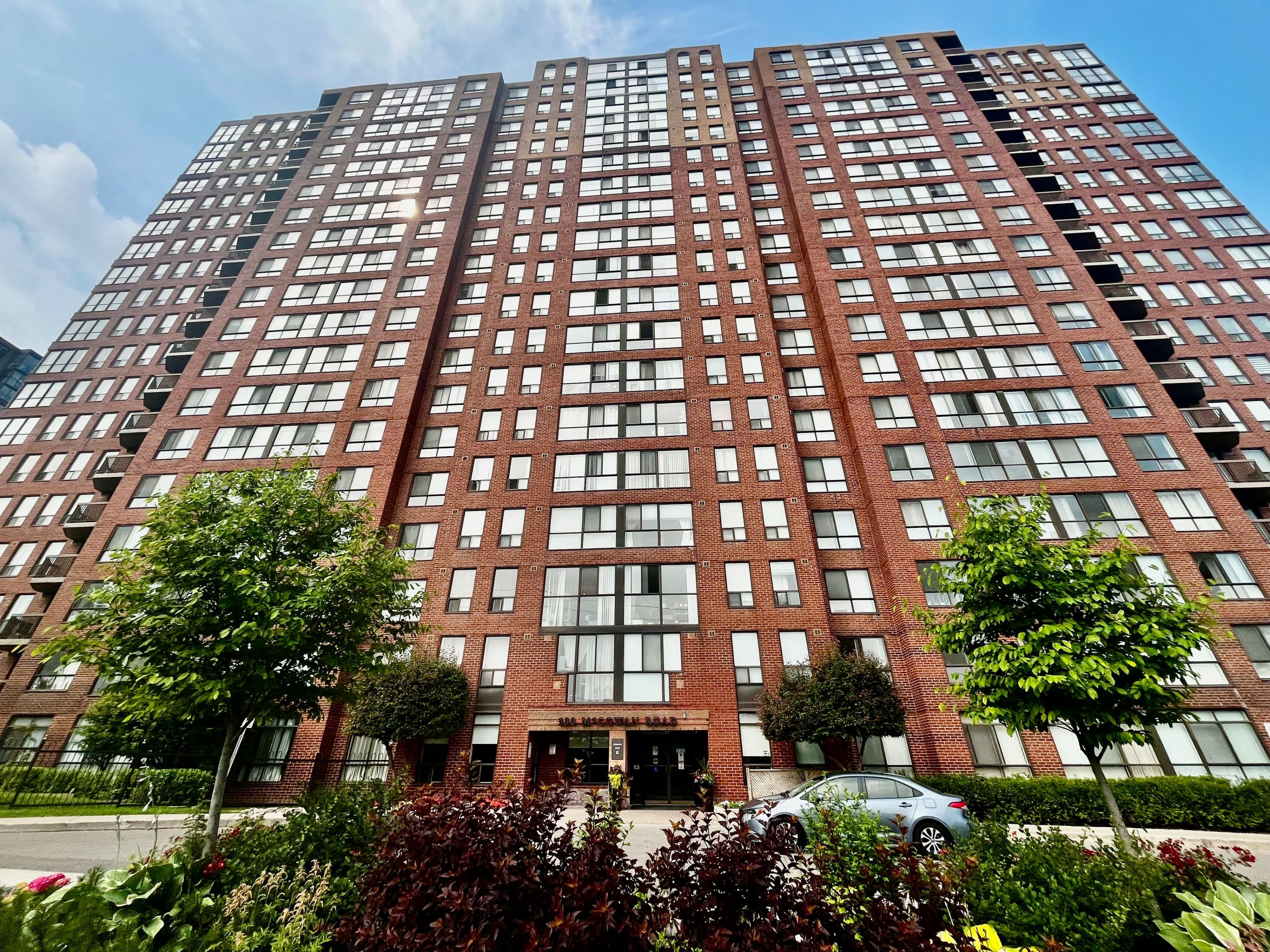 330 McCowan Road 213, Toronto E08, ON M1J 3N3