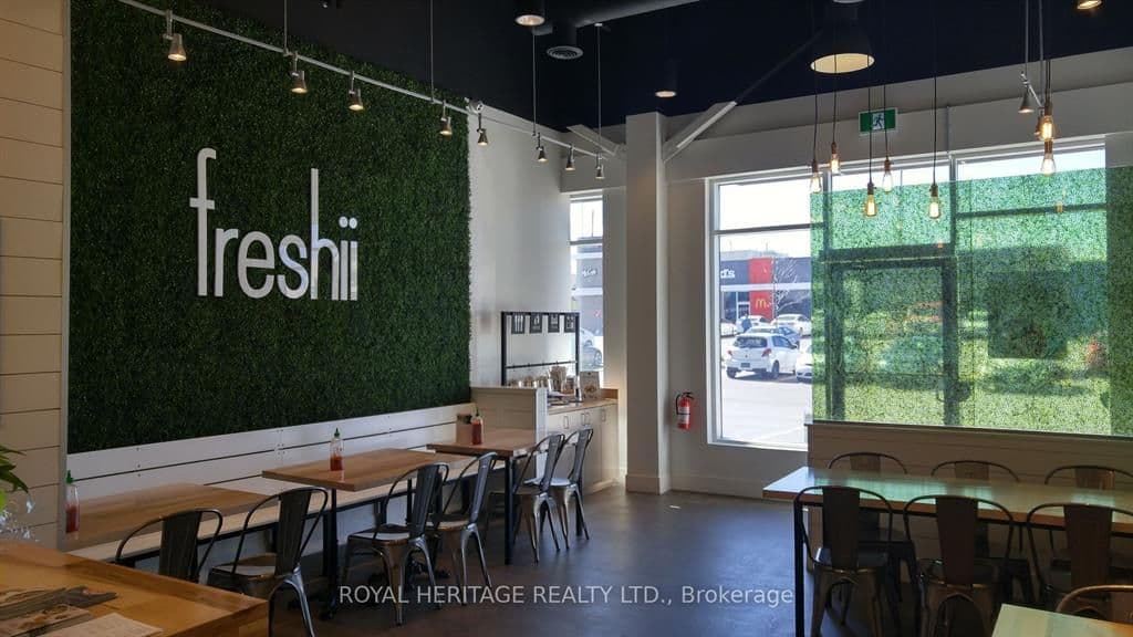 239 Earl Stewart Drive E 3, Aurora, ON L4G 7Y3