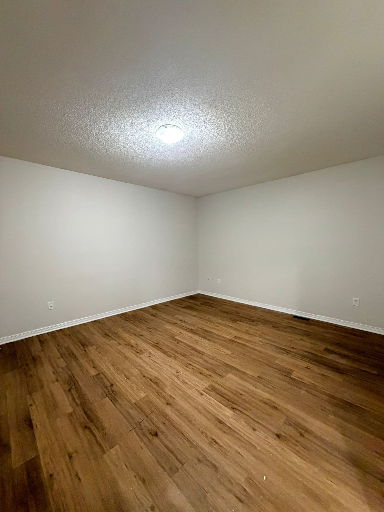 274 Sandhill Road, Kanata, ON K2K 2V7