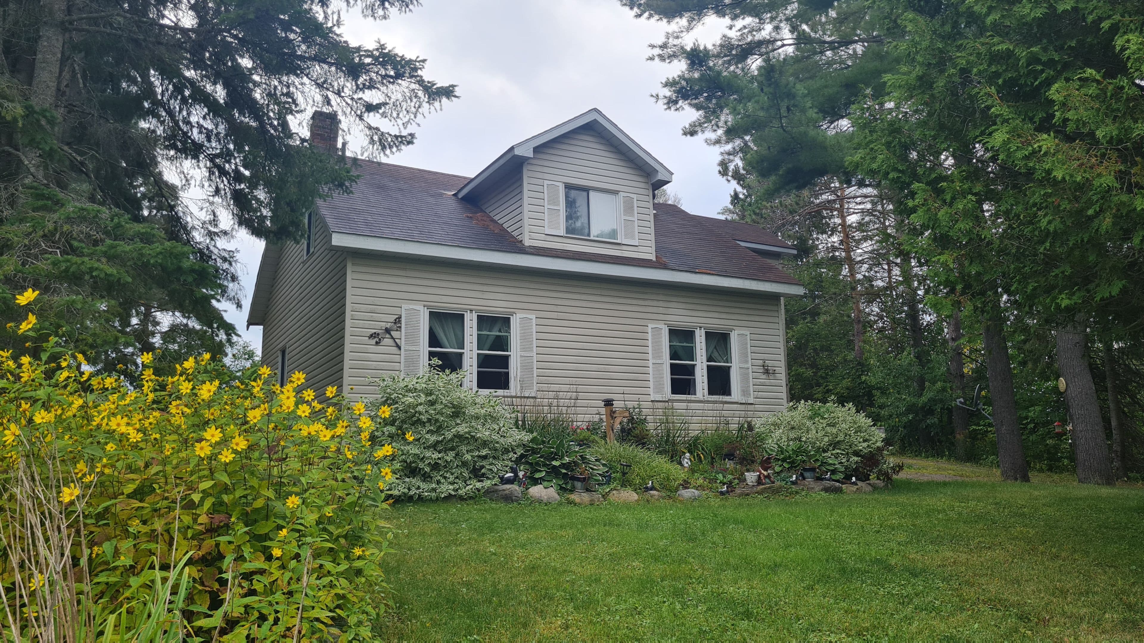 2324 60 Highway N, Lake of Bays, ON P1H 2J6