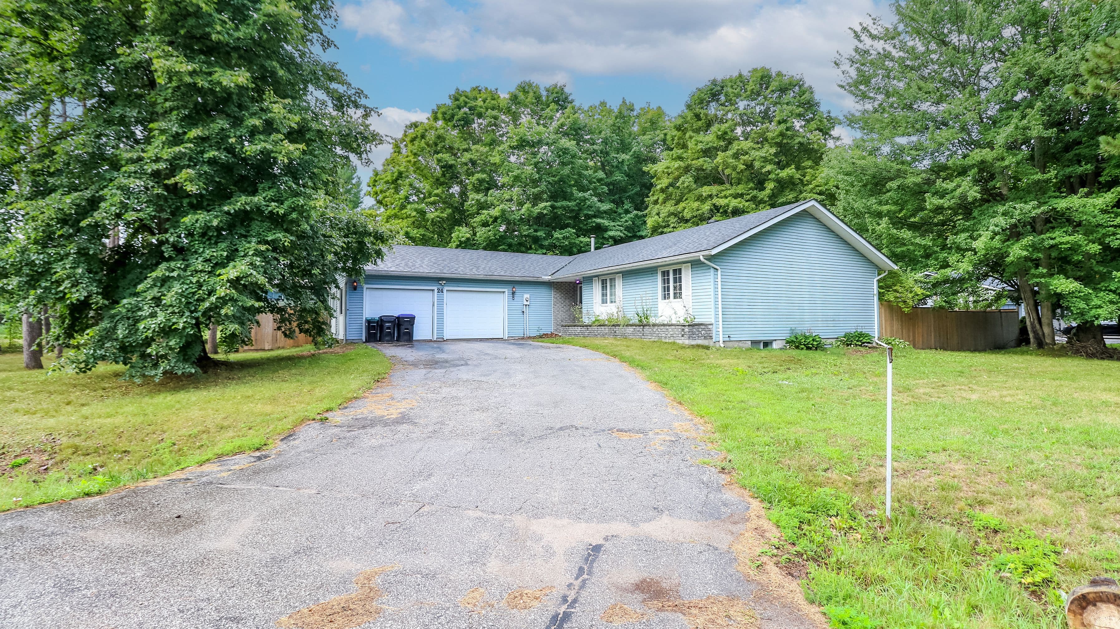 24 Howard Avenue, Tiny, ON L0L 2T0