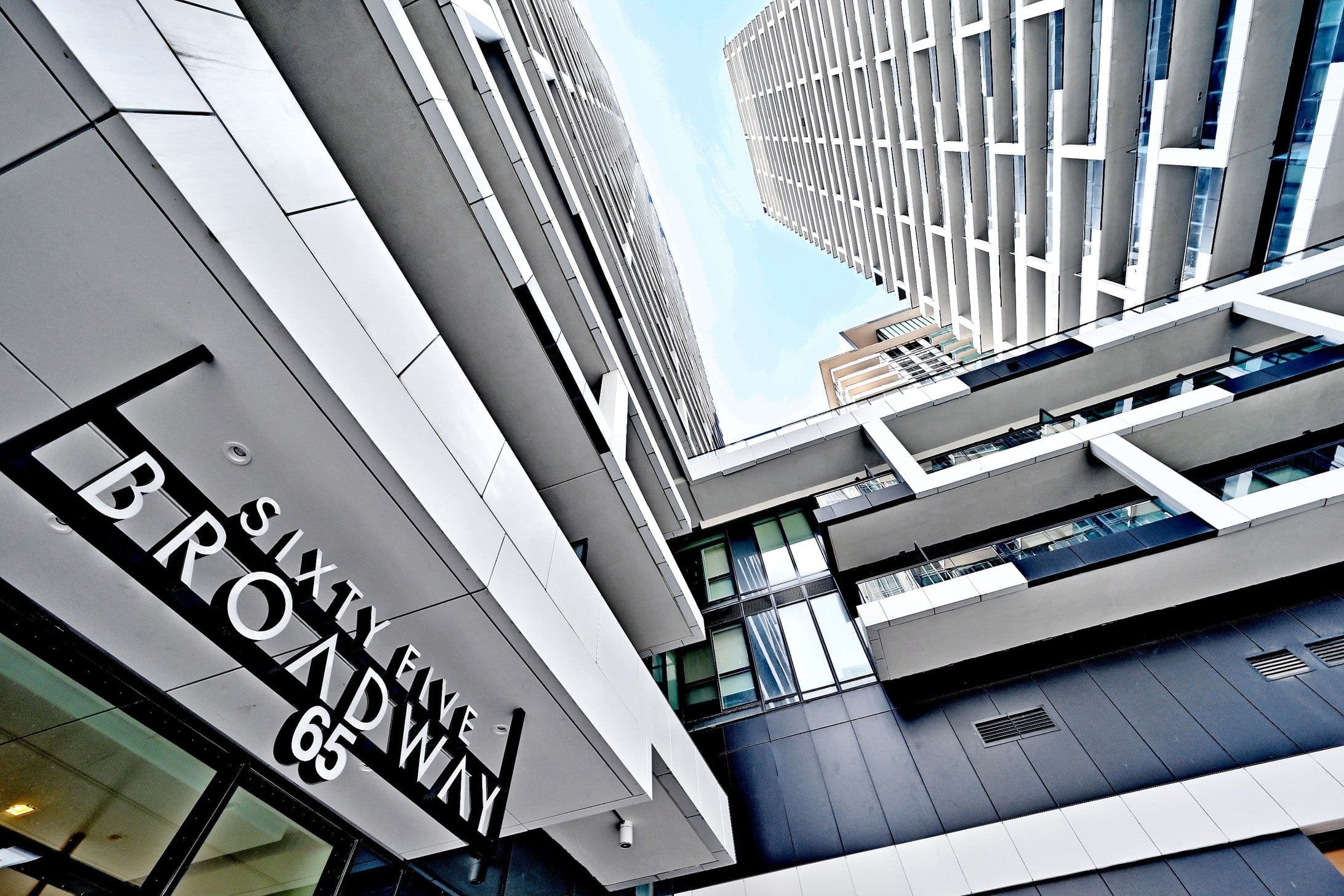 65 Broadway Avenue 2601, Toronto C10, ON M4P 1T9