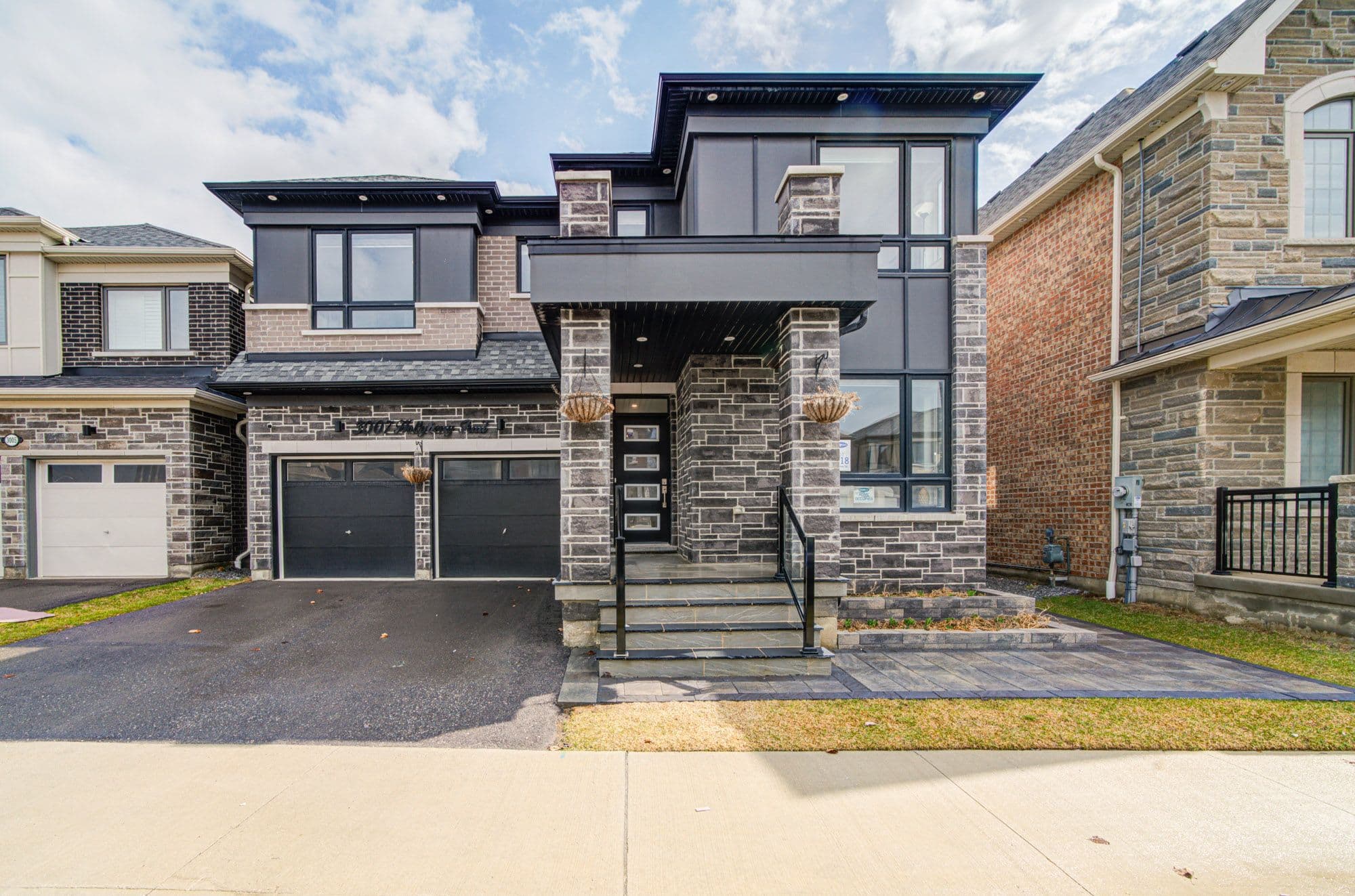 3007 Hollyberry Trail, Pickering, ON L1X 0N5