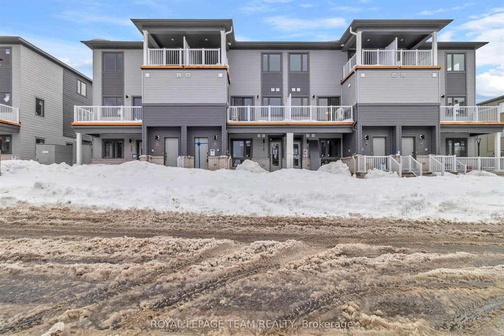 1004 Parnian Private, Barrhaven, ON K2J 7K5