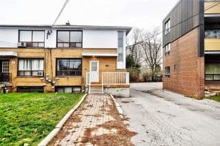 100 Rajah Street 3, Toronto C04, ON M6A 2J3