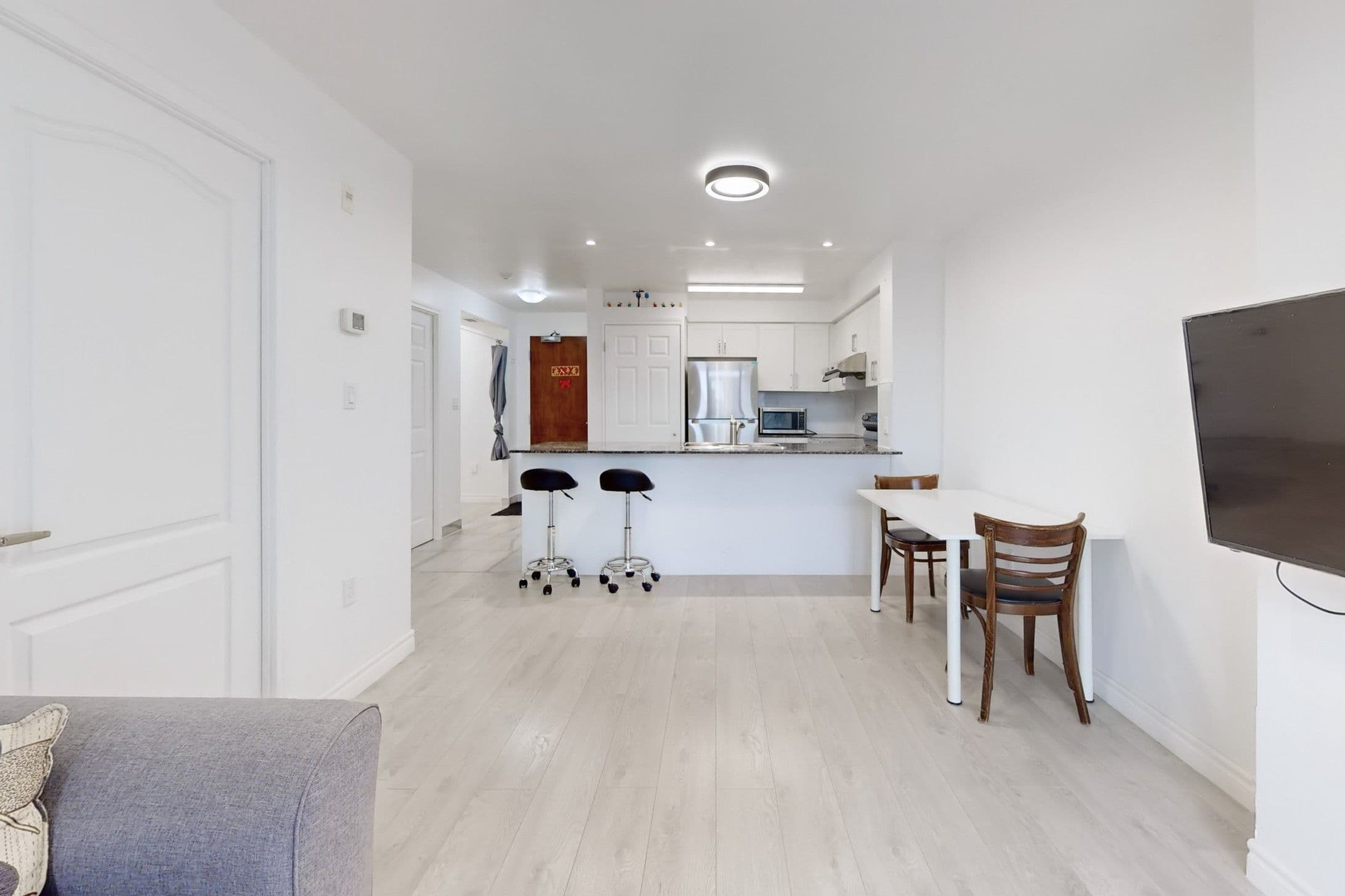 4600 Steeles Avenue E 202, Markham, ON L3R 5J1