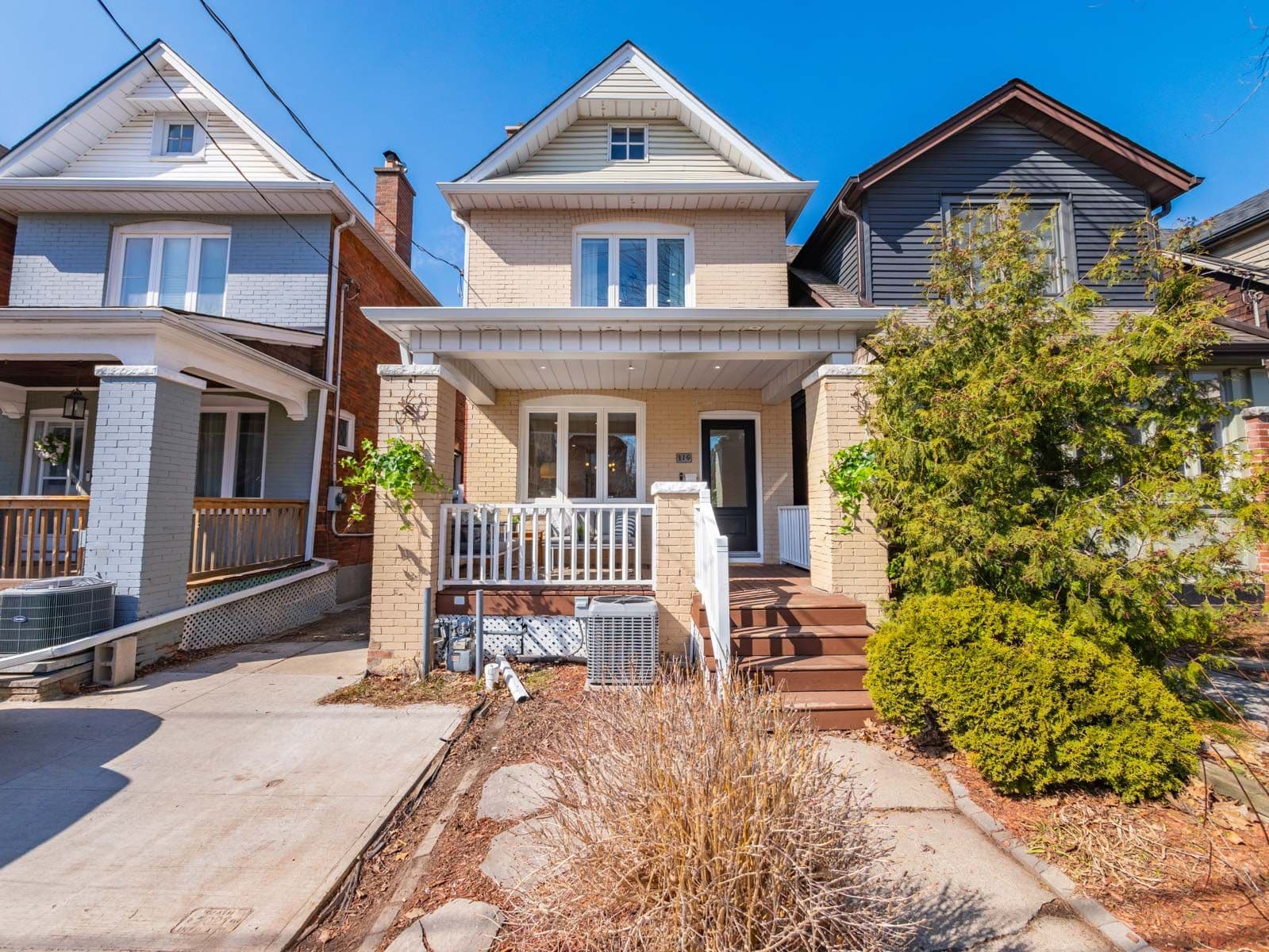 116 Coleman Avenue, Toronto E02, ON M4C 1R1